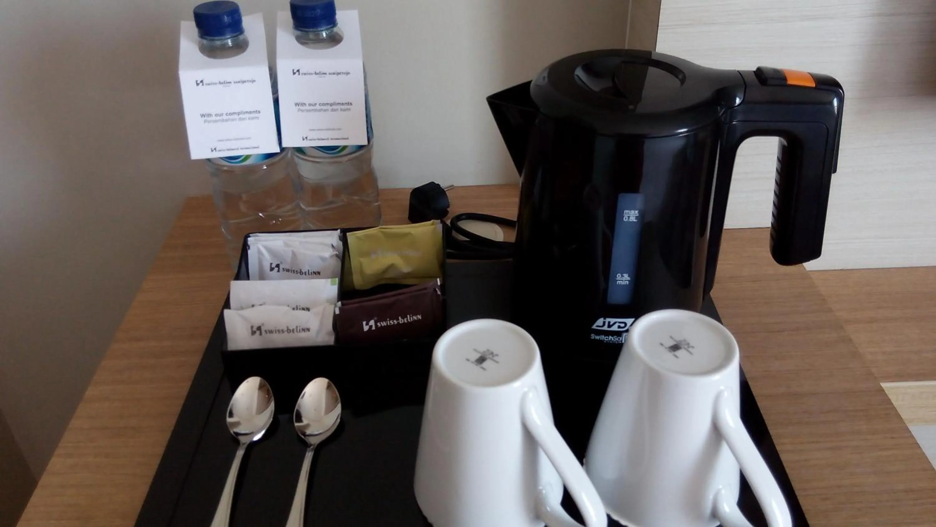 Coffee/tea facilities in Swiss-Belinn Saripetojo Solo