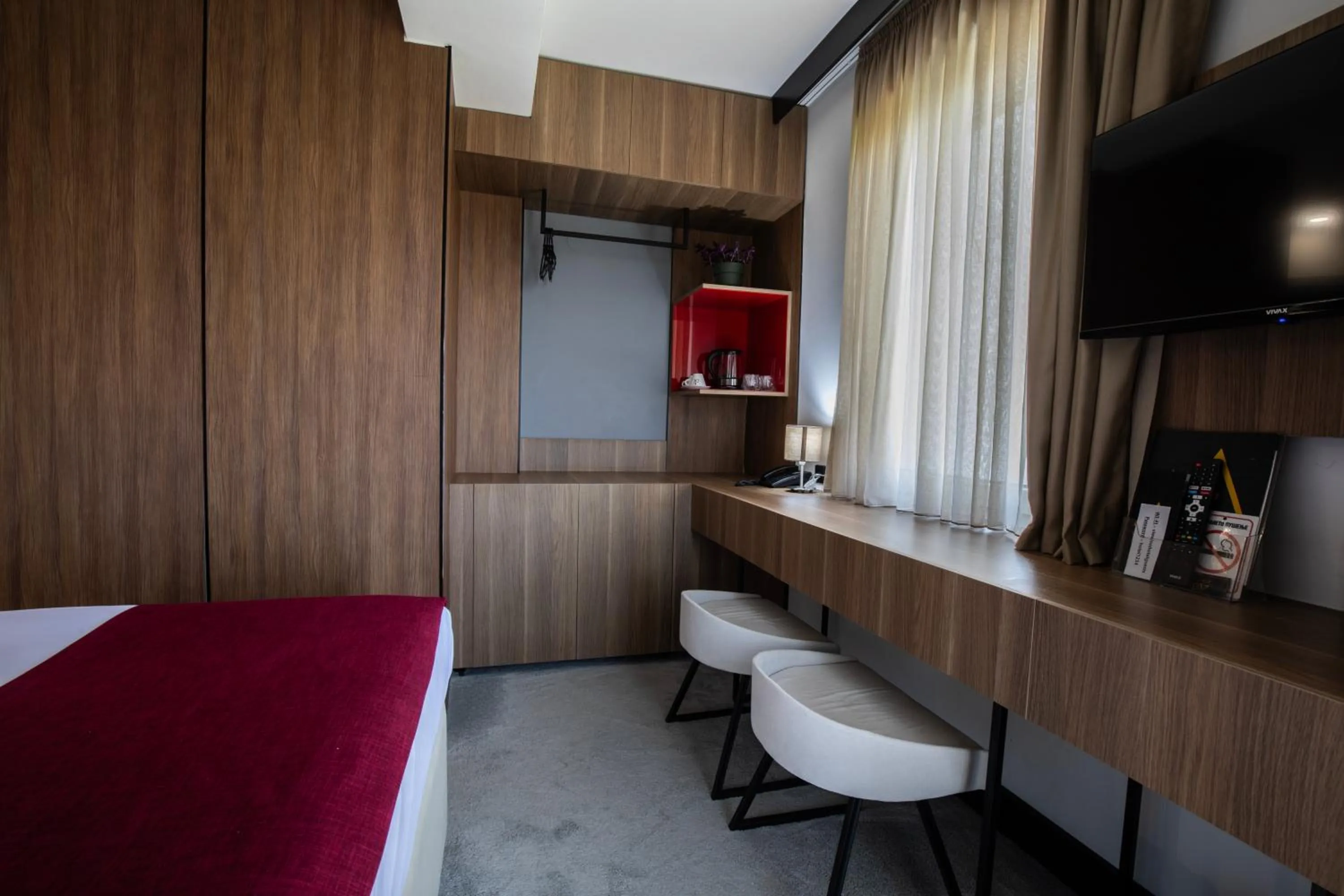 Seating area, Bed in View Inn Boutique Hotel