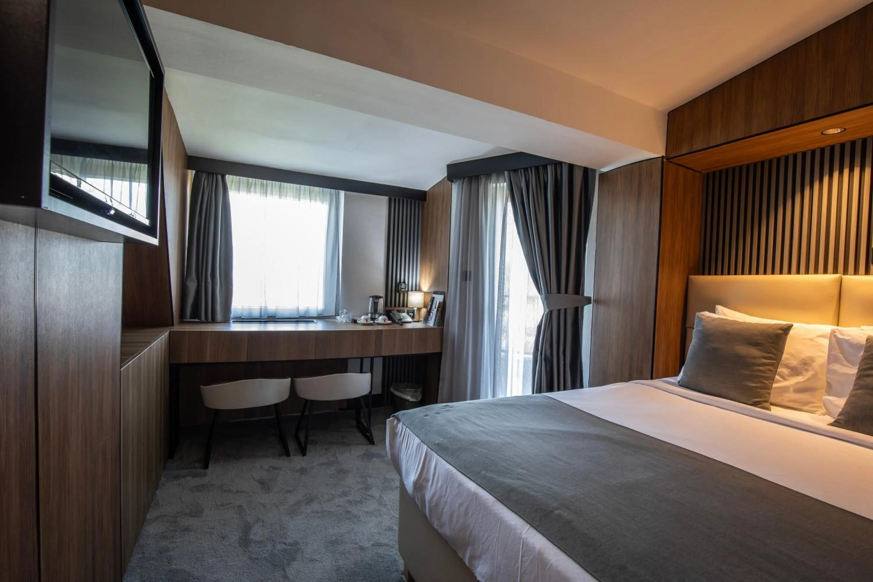 Photo of the whole room, Bed in View Inn Boutique Hotel