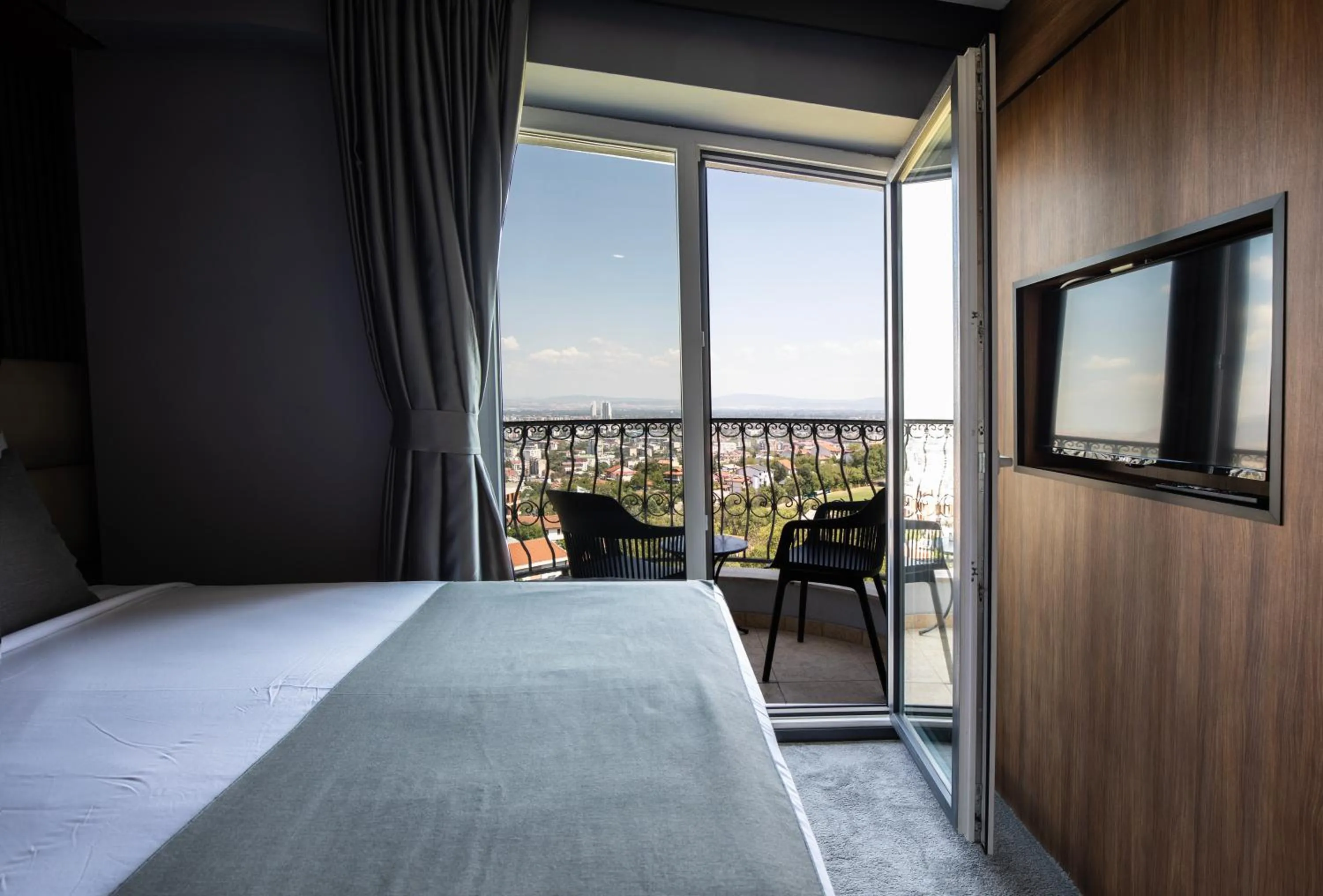 View (from property/room), Bed in View Inn Boutique Hotel