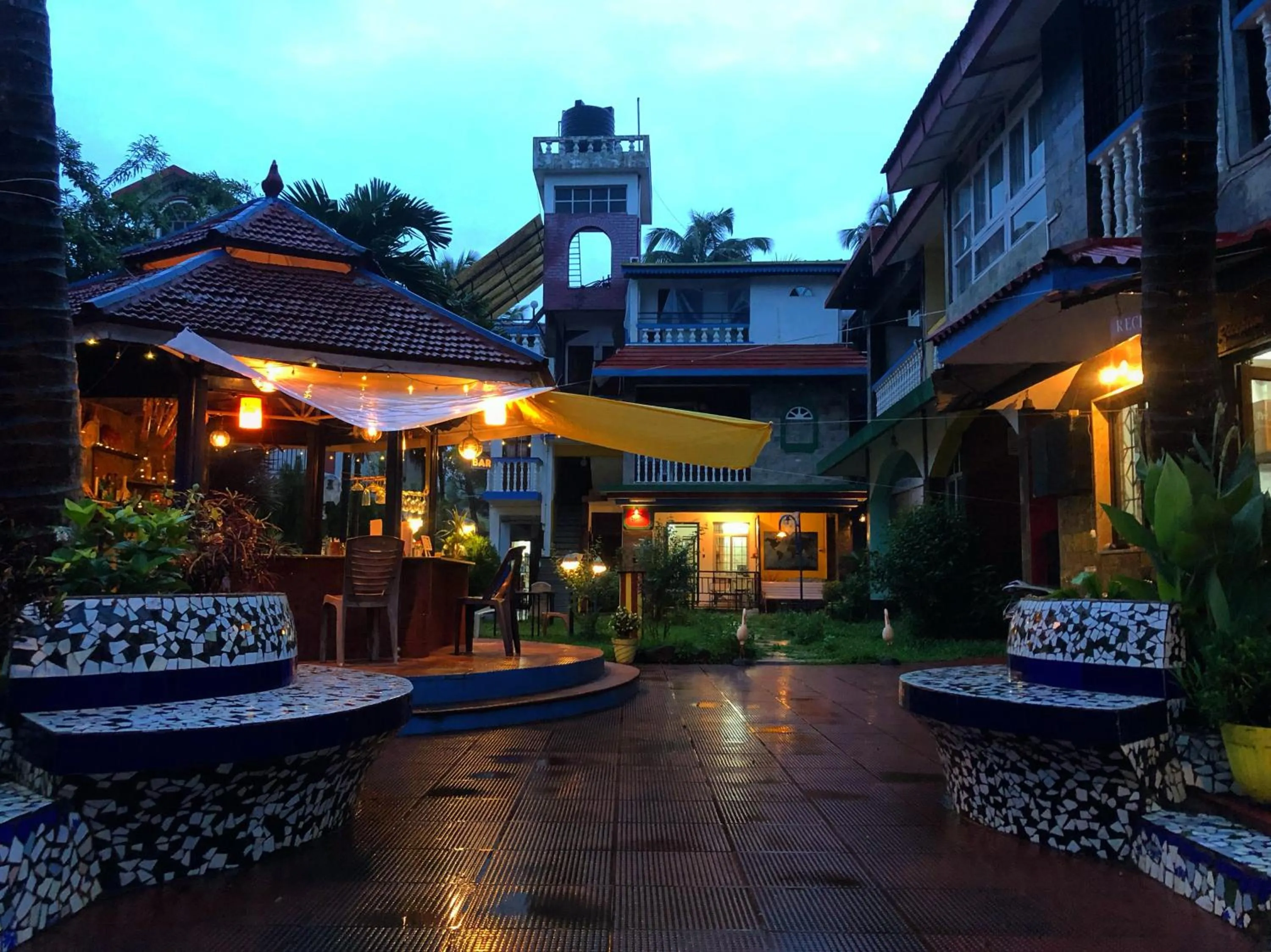 Facade/entrance in Peravel Beach Holiday Home