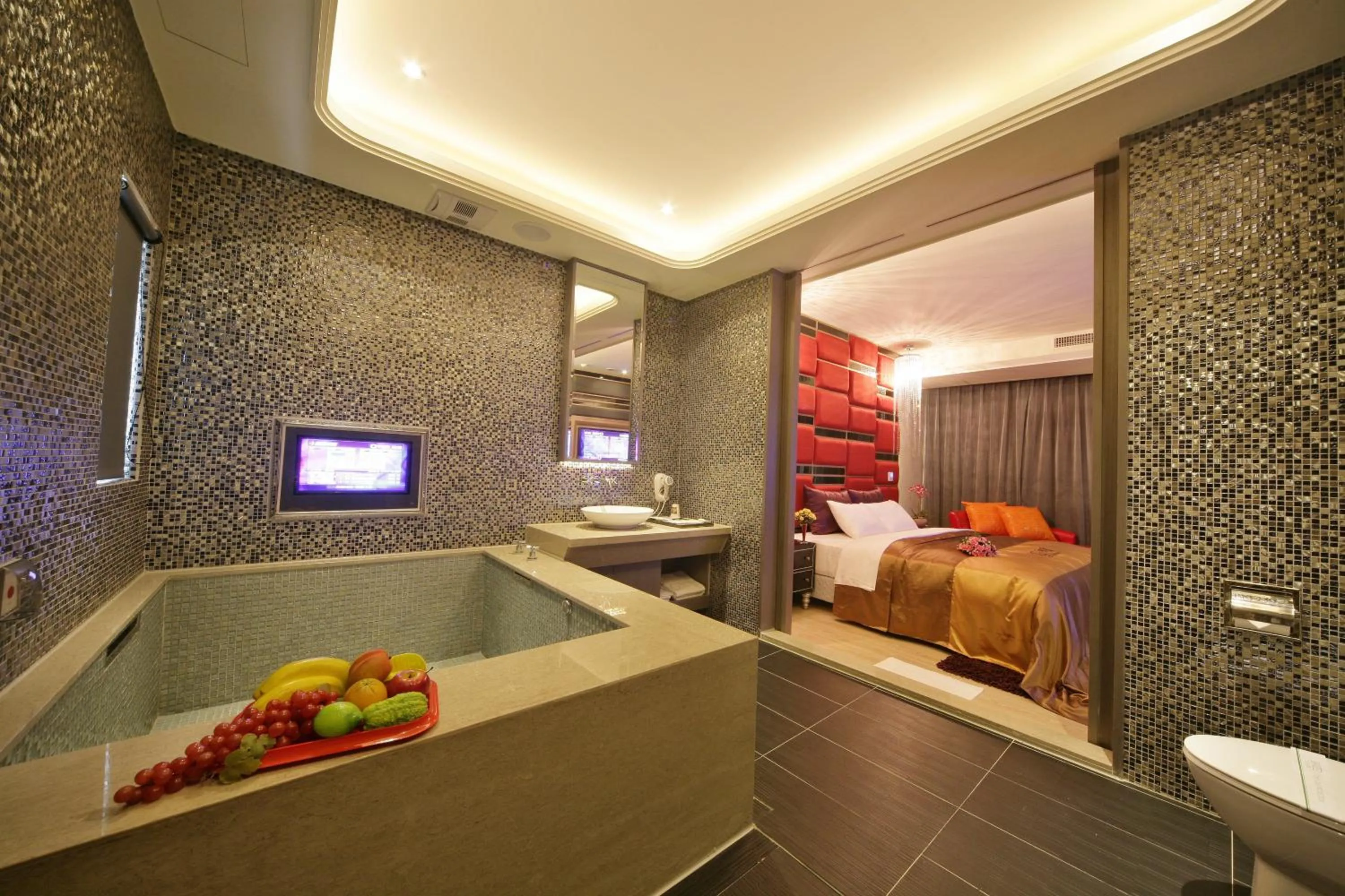 Bathroom, Bed in Chusha Motel