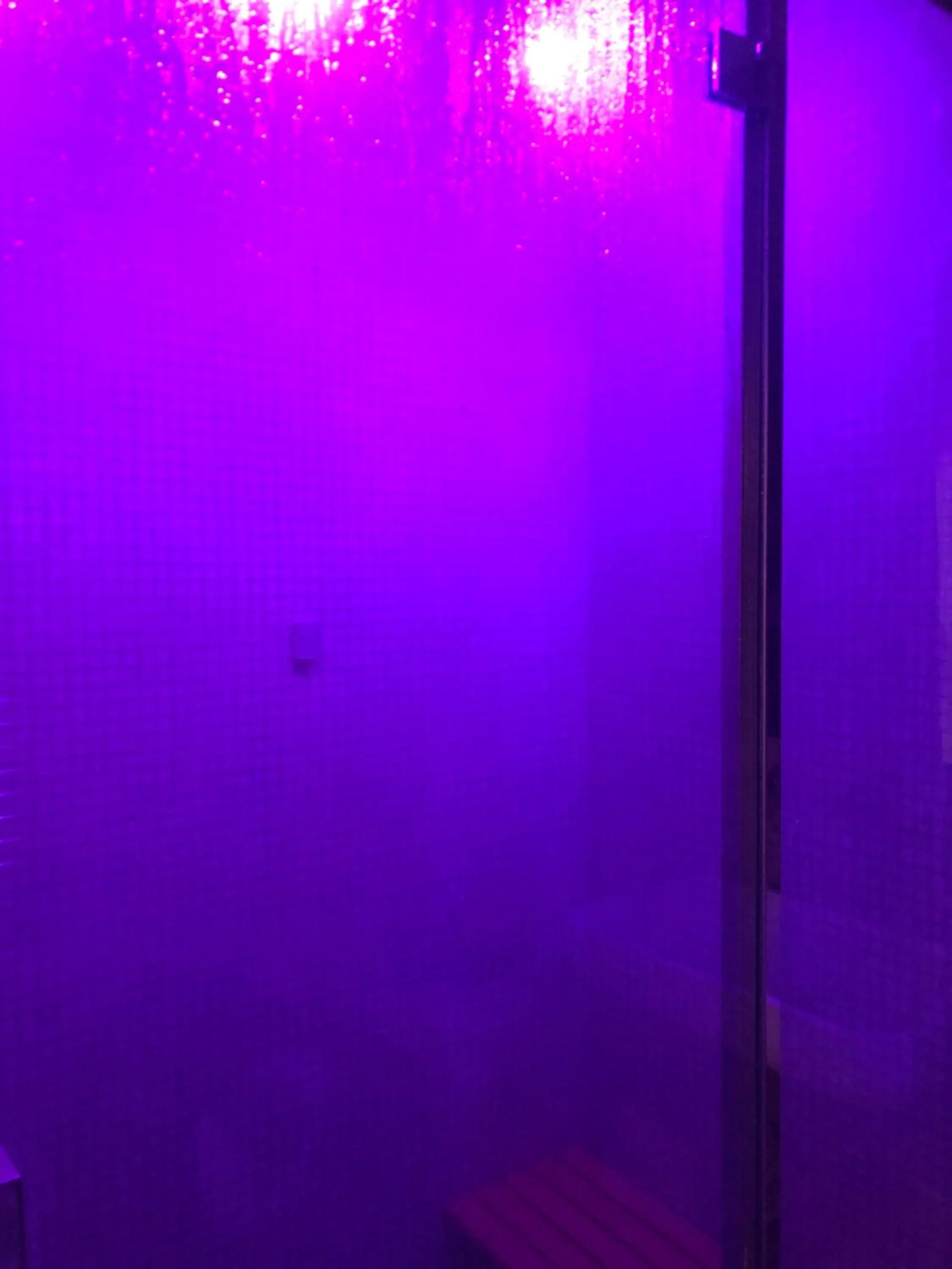 Steam room in Navona Central Suites