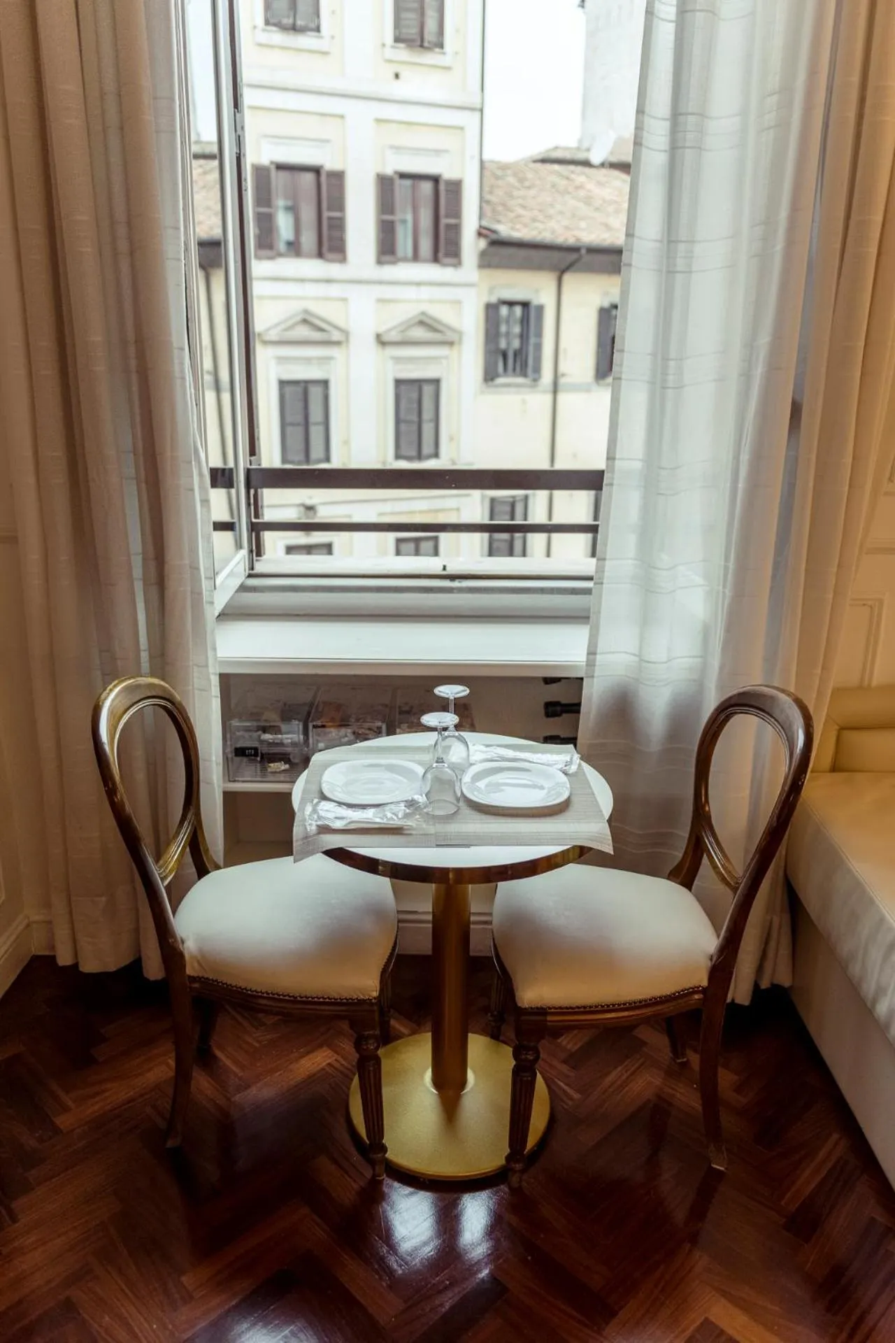Dining area in Navona Central Suites