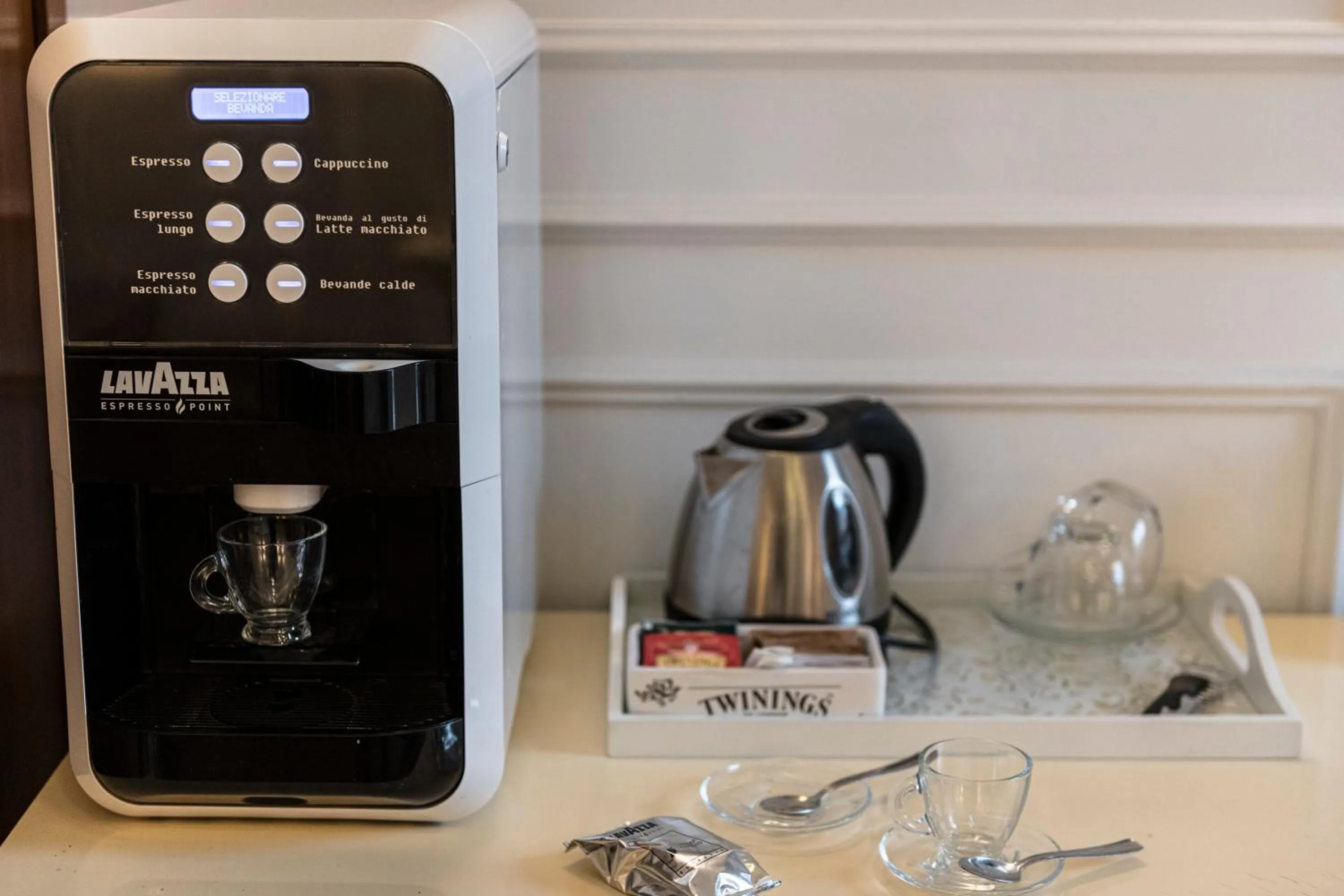Coffee/tea facilities in Navona Central Suites