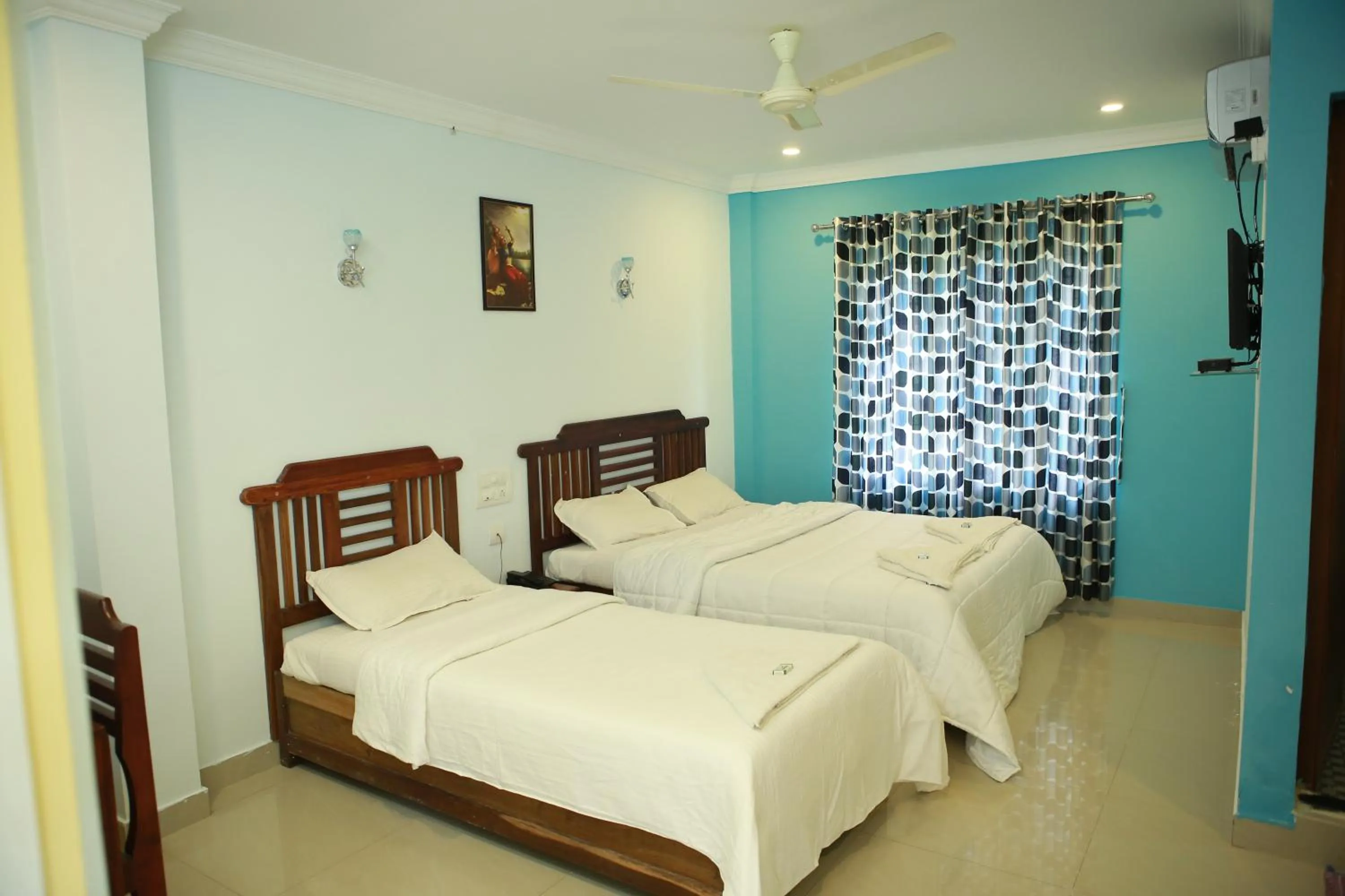 Bed in Anna Residency