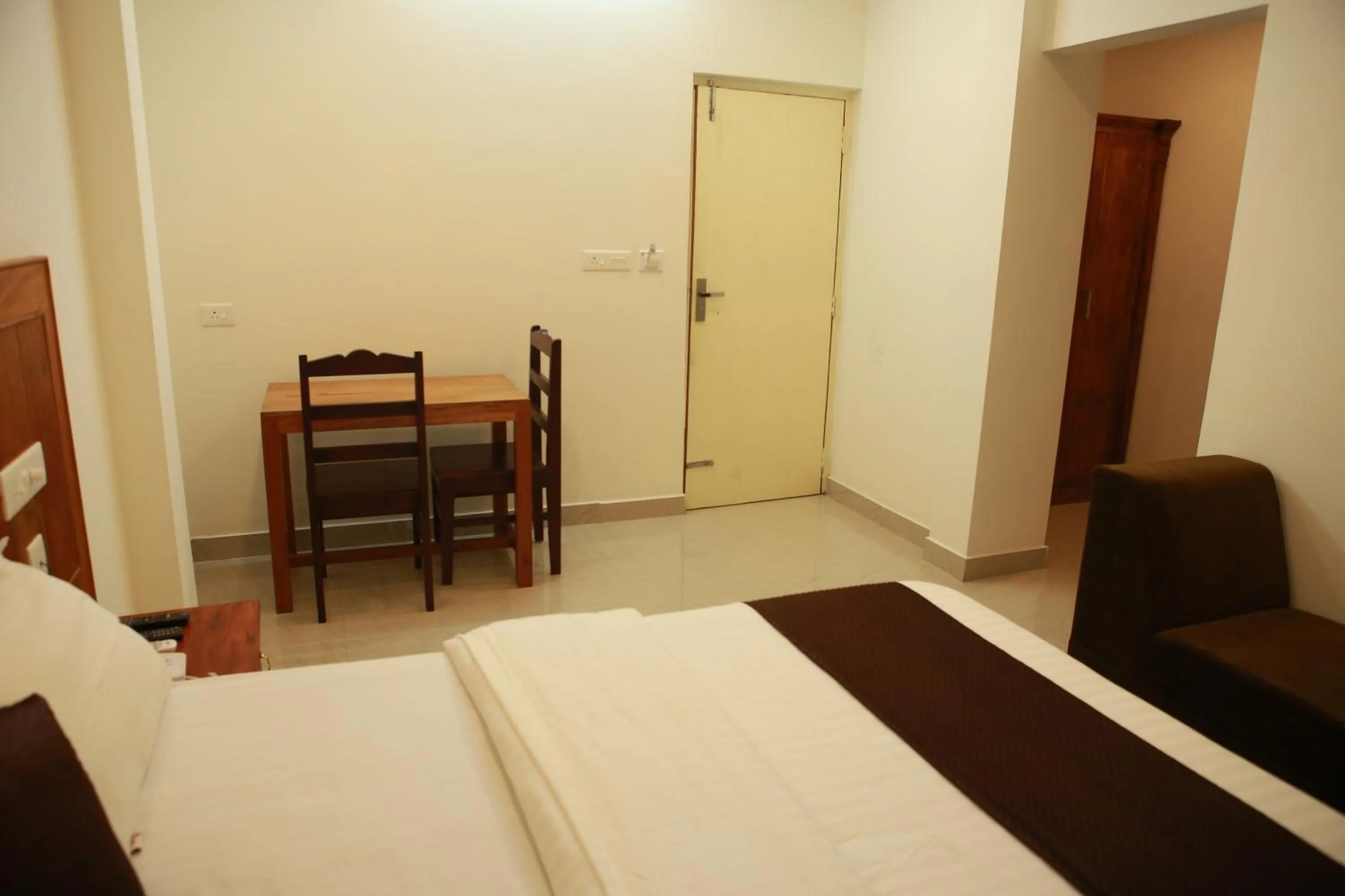 Bed in Anna Residency