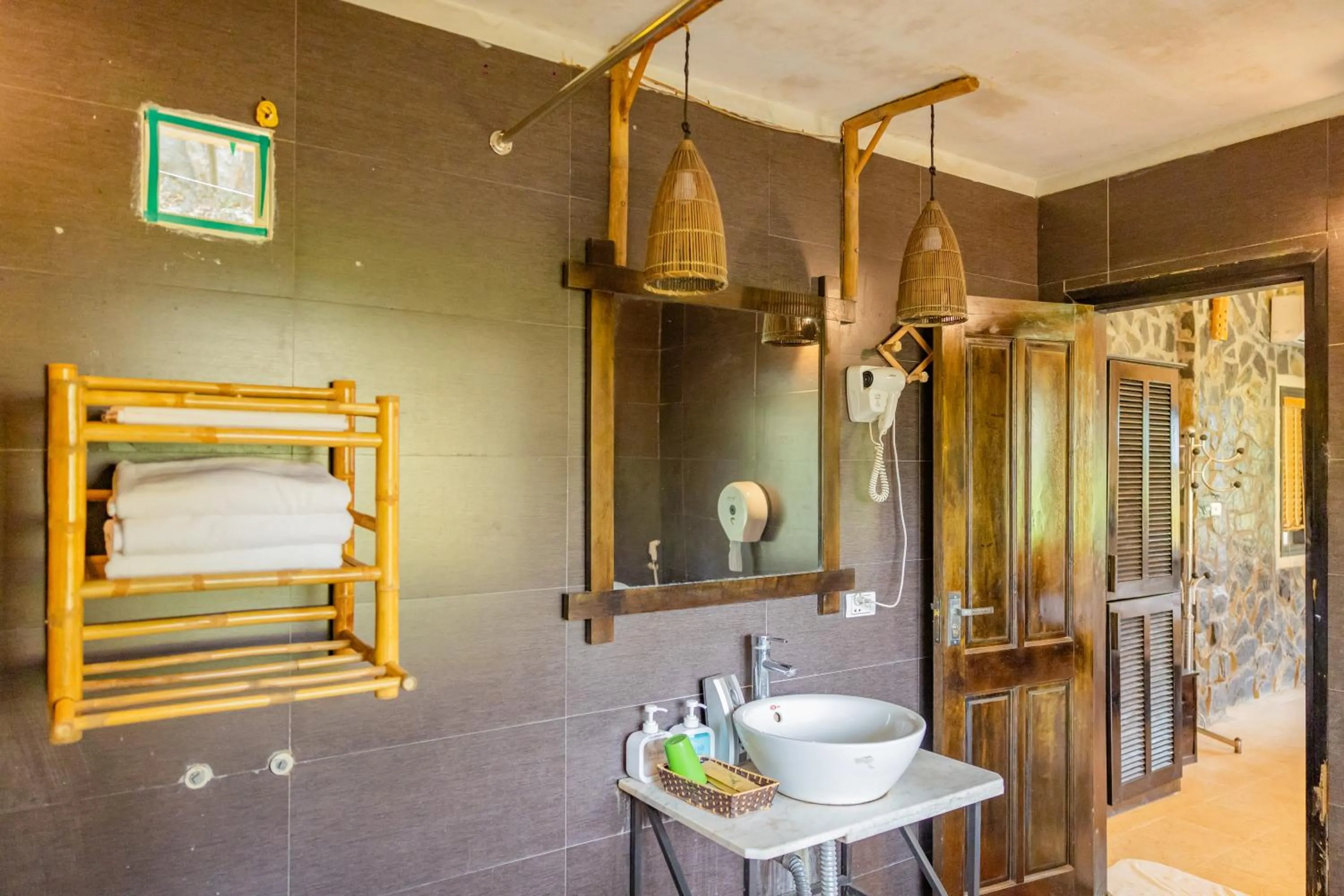 Bathroom in Mai Chau Sunrise Village