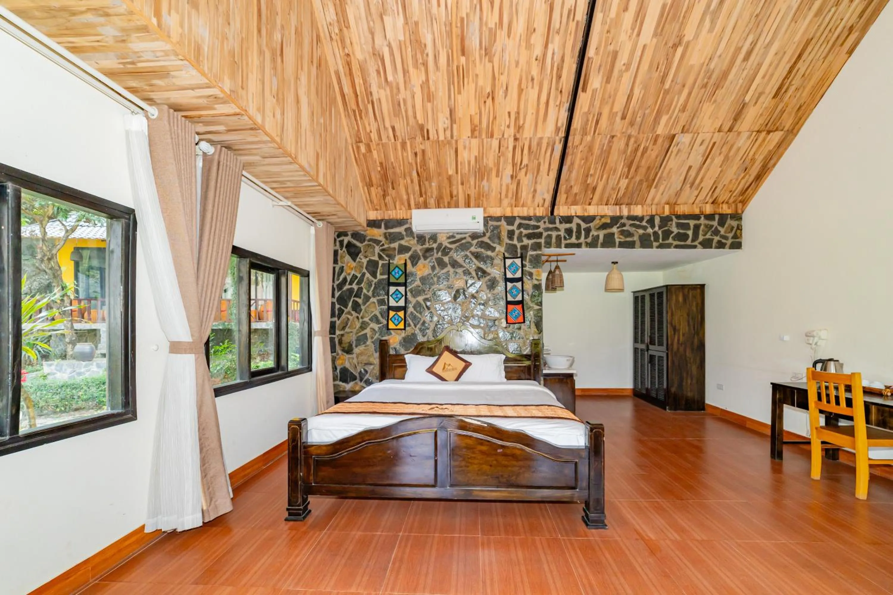 Bed in Mai Chau Sunrise Village