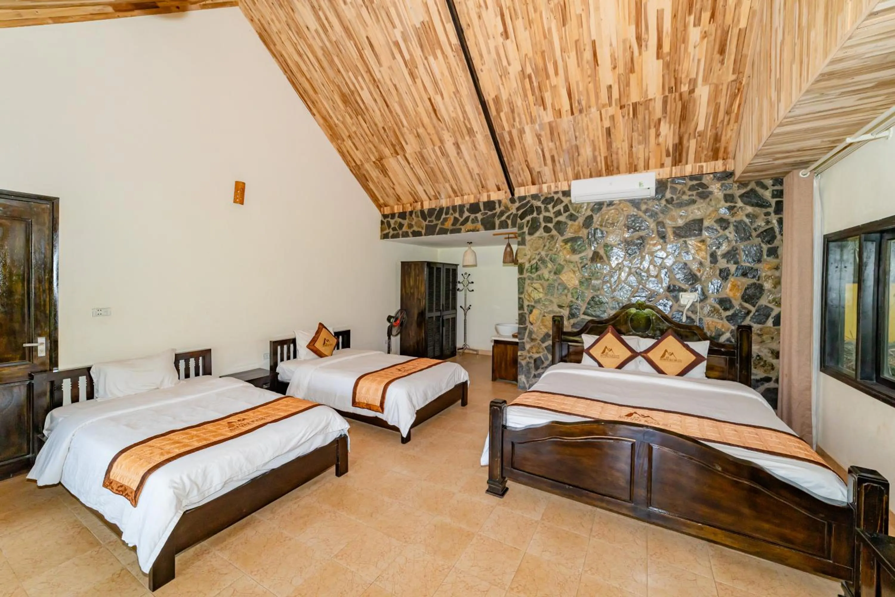 Bed in Mai Chau Sunrise Village