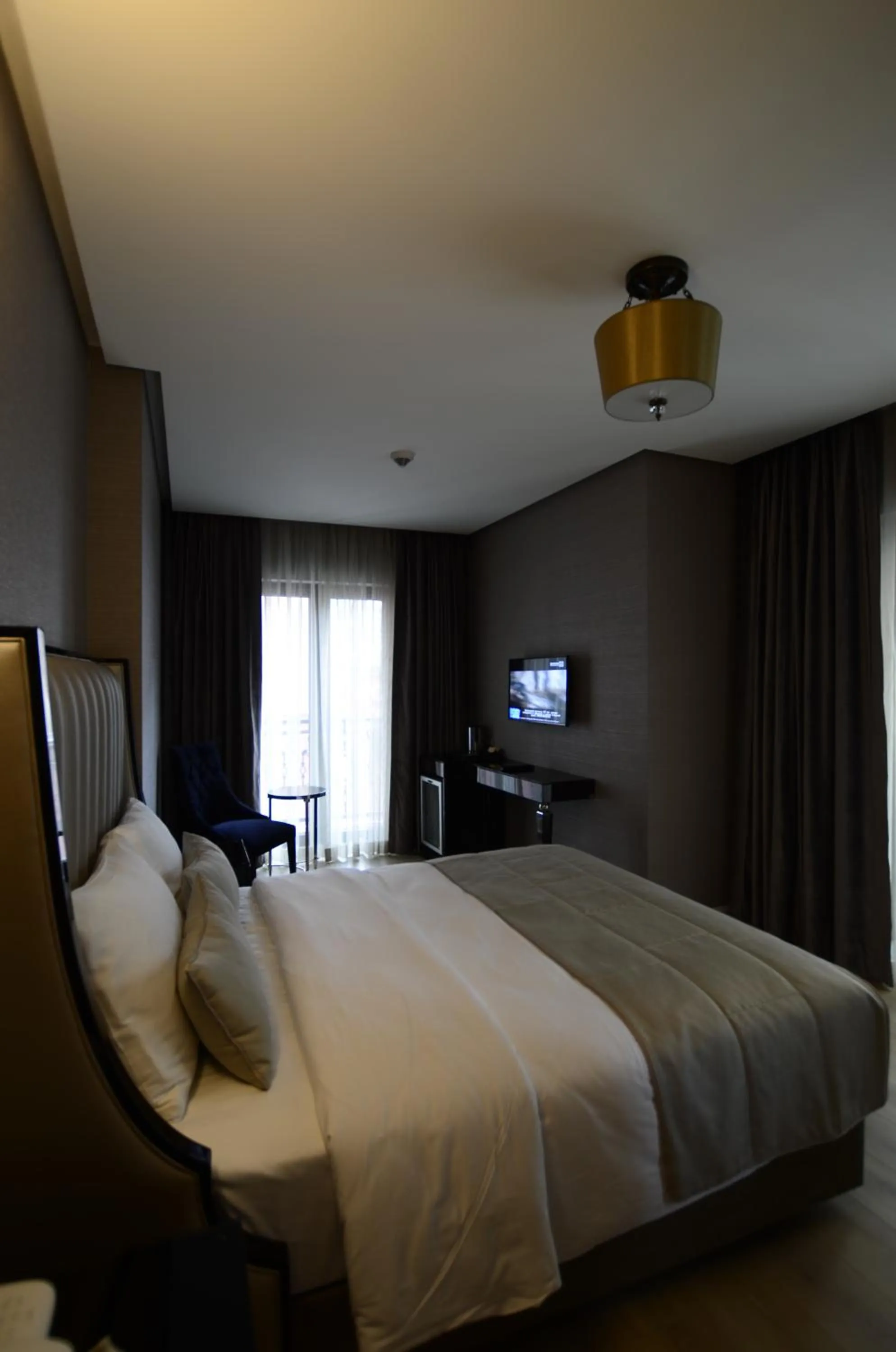 Bed in Le Petit Palace Hotel - Special Category