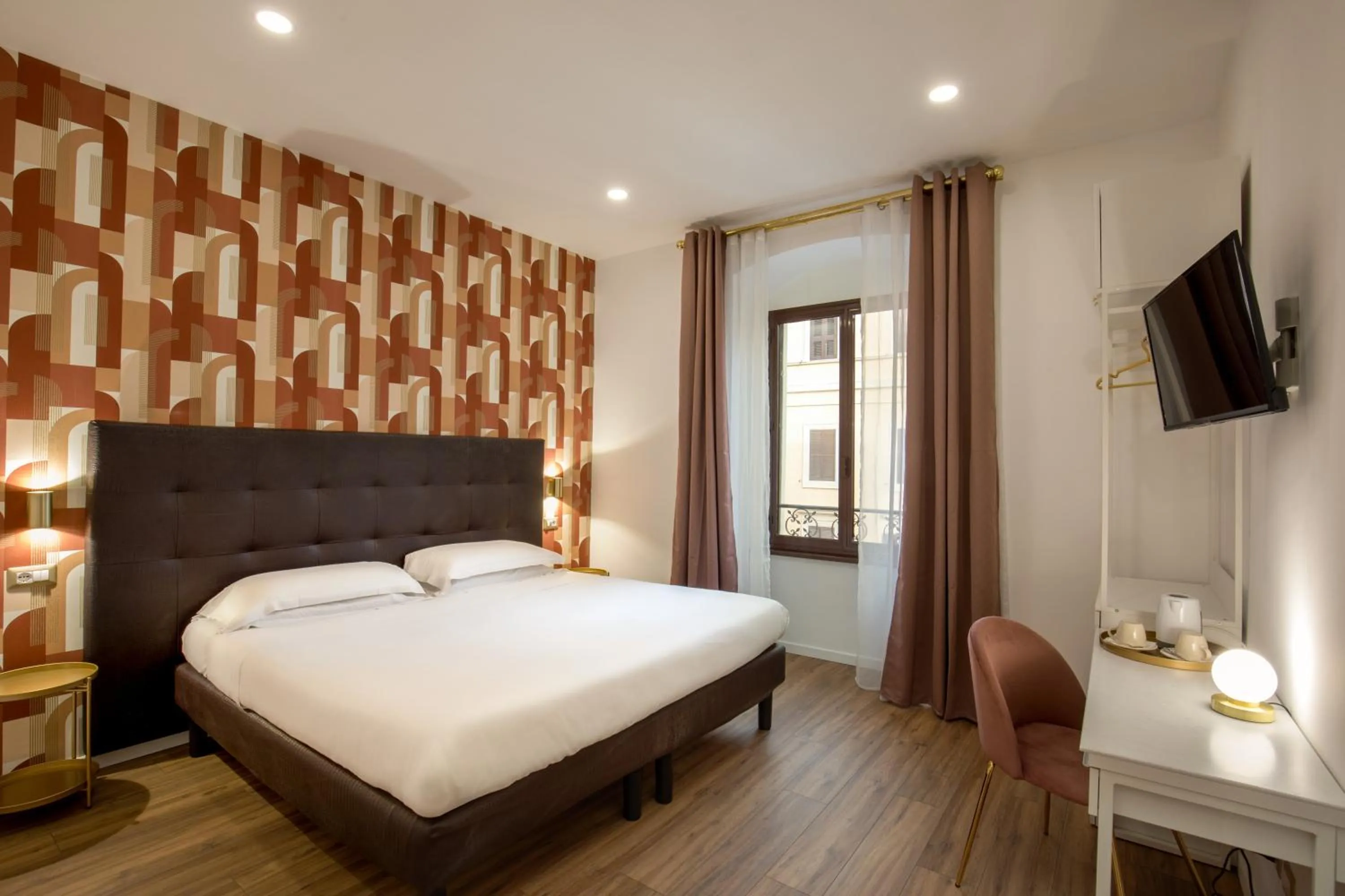 Bedroom, Bed in Amalia Suites by Remember Rome