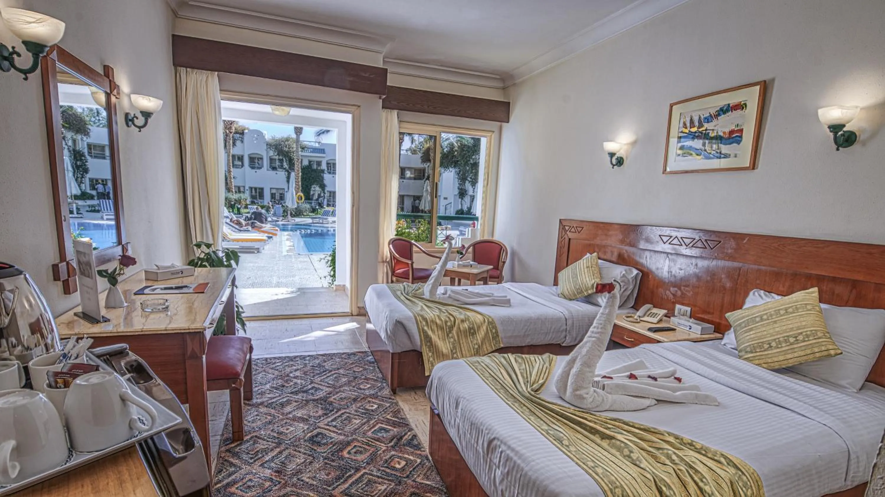 Bed in Falcon Hills Hotel