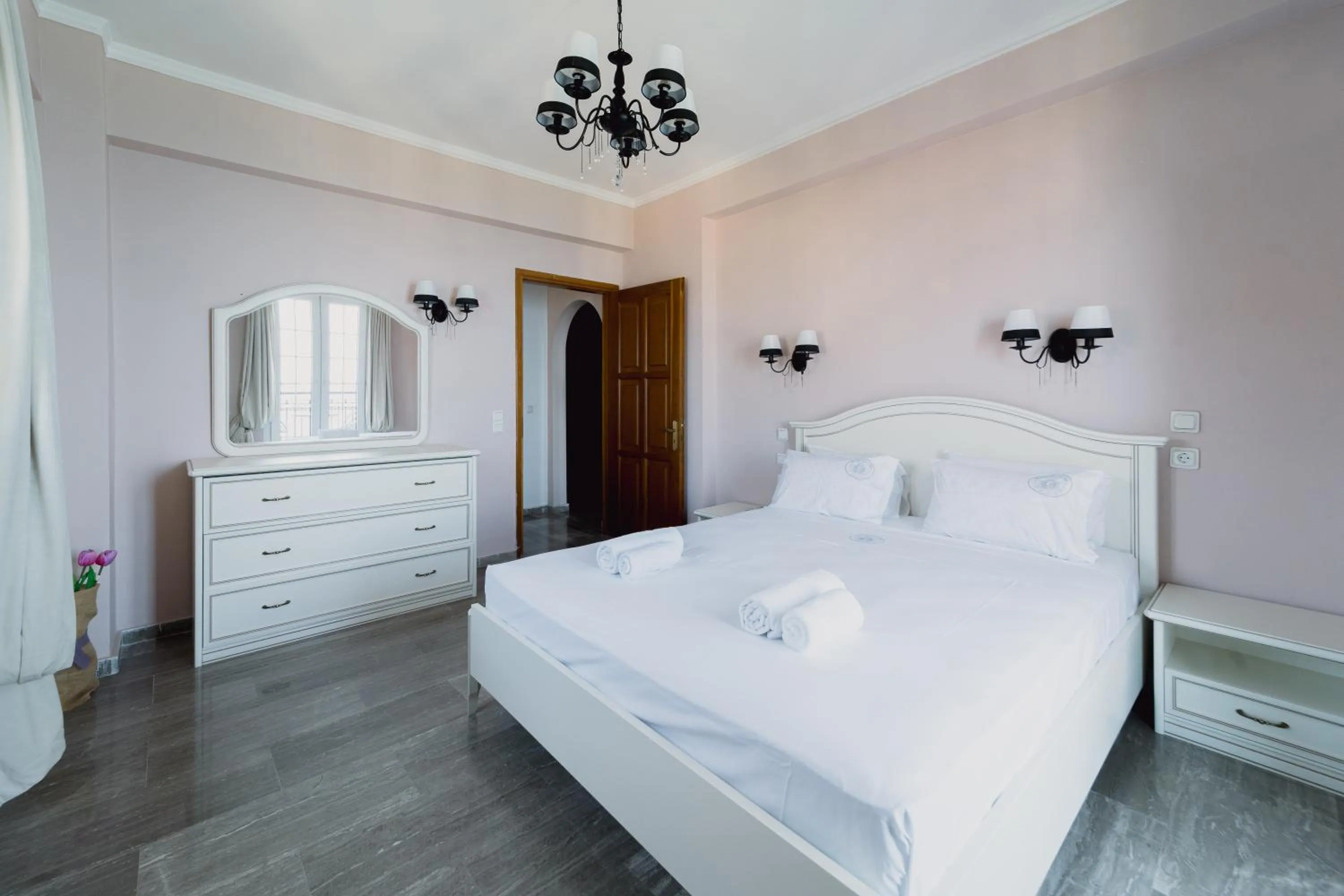 Bed in Stellatos House