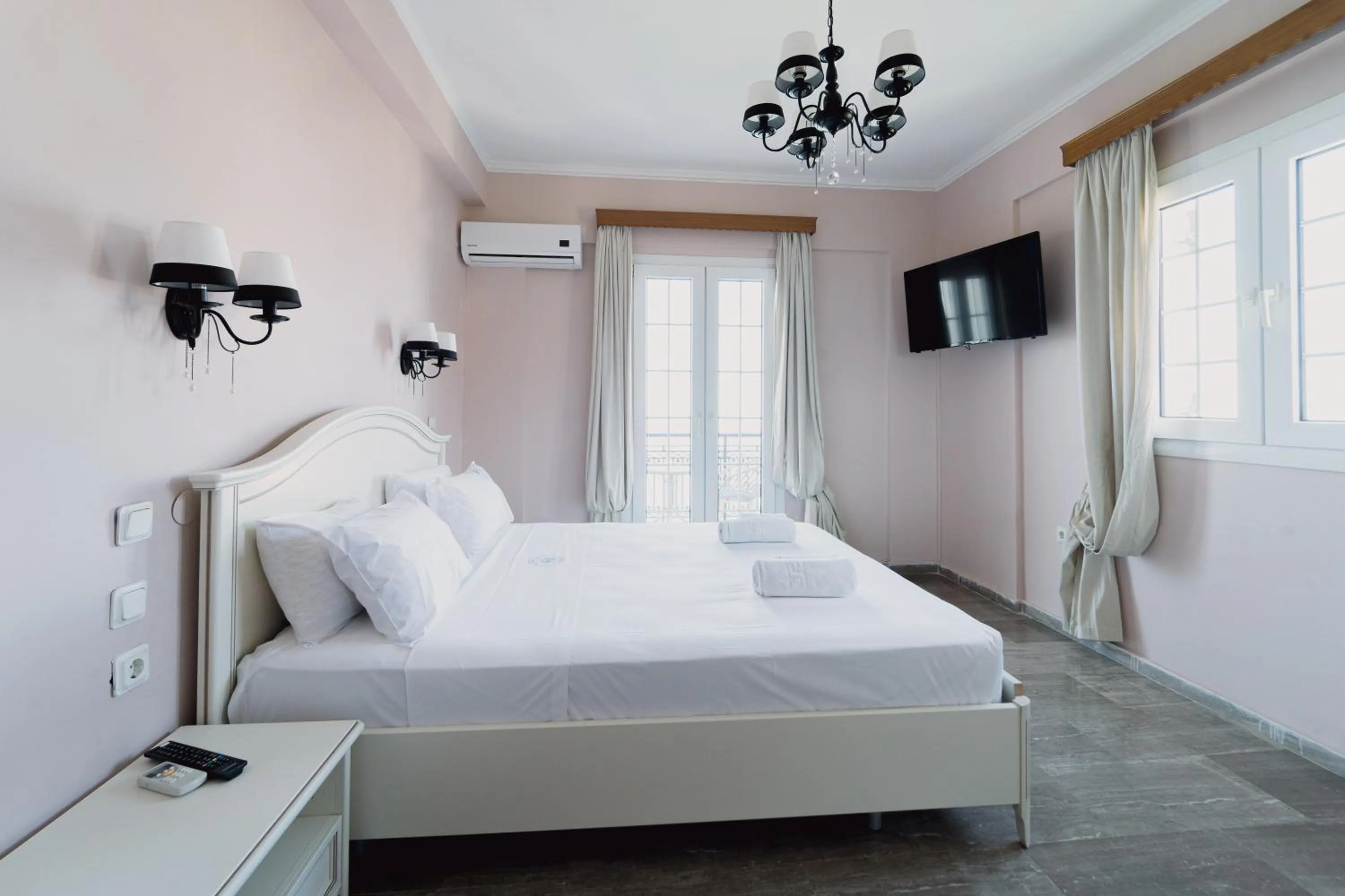 Bed in Stellatos House