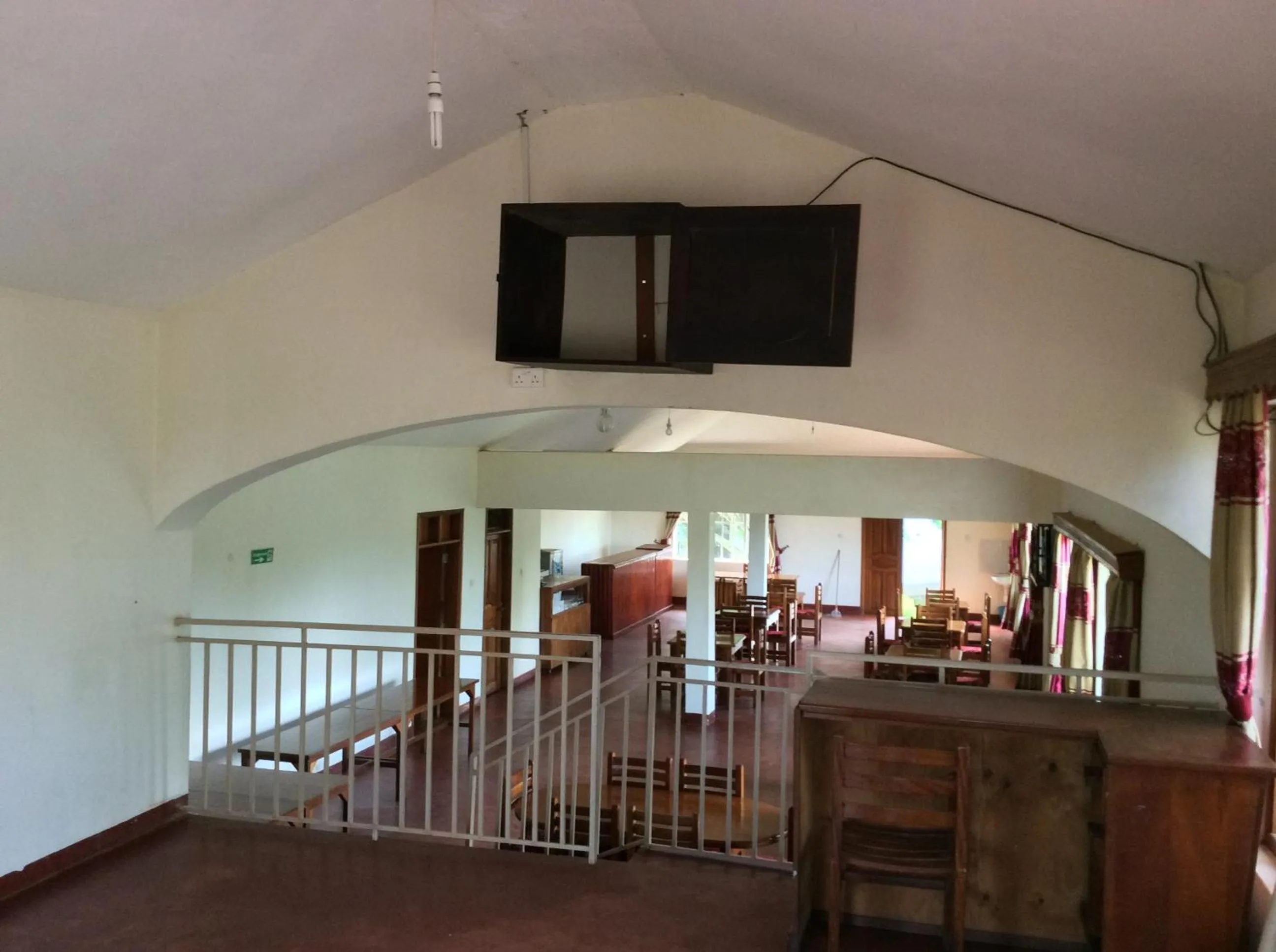 BBQ facilities in Skyway Hotel