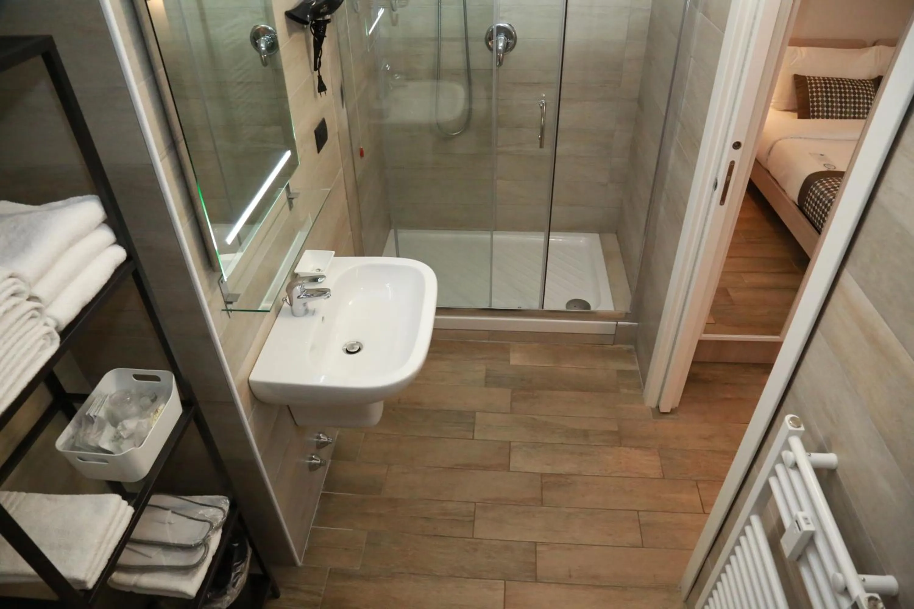 Shower in Aparthotel Meneghino