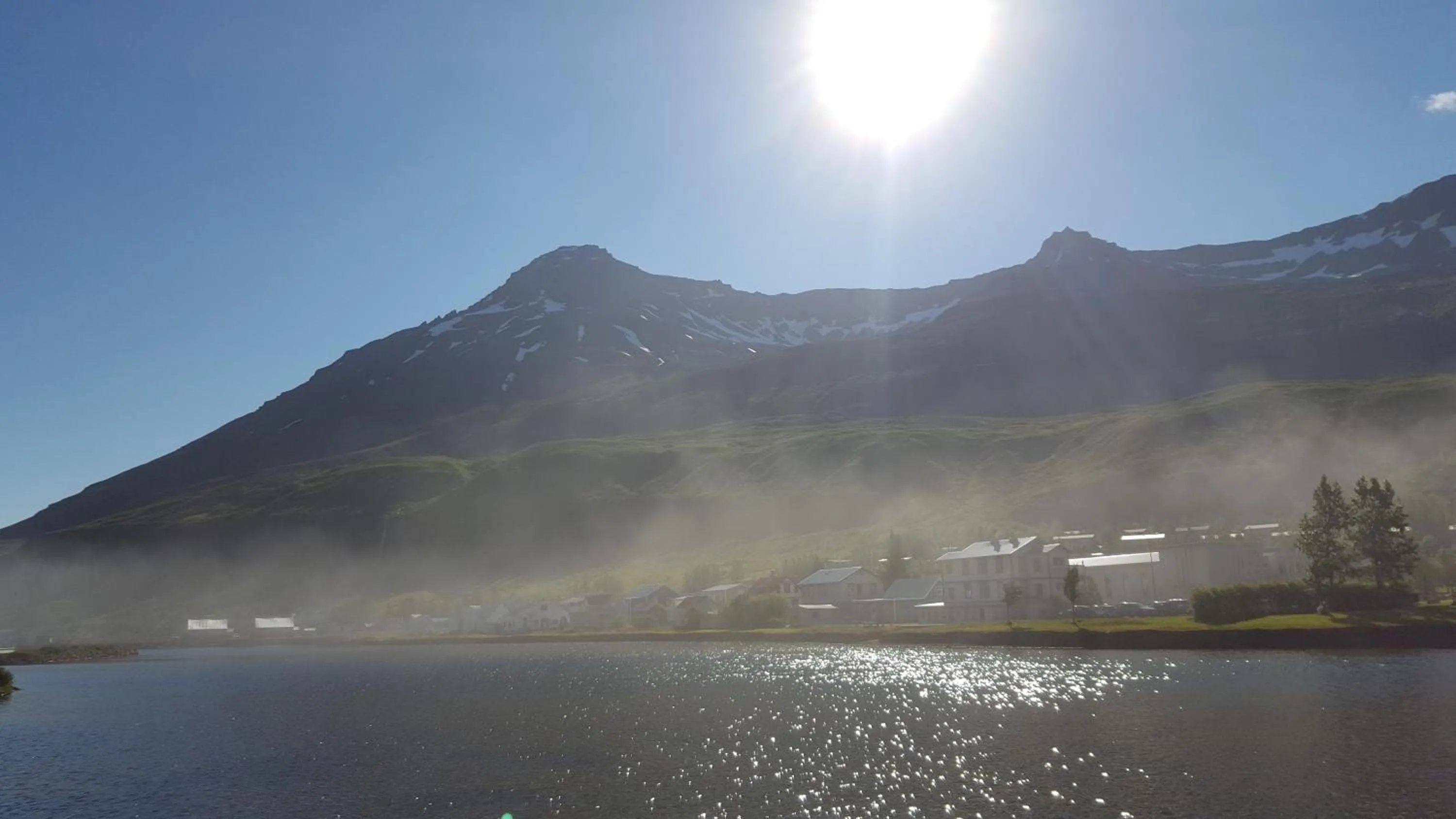 Day in Við Lónið Guesthouse
