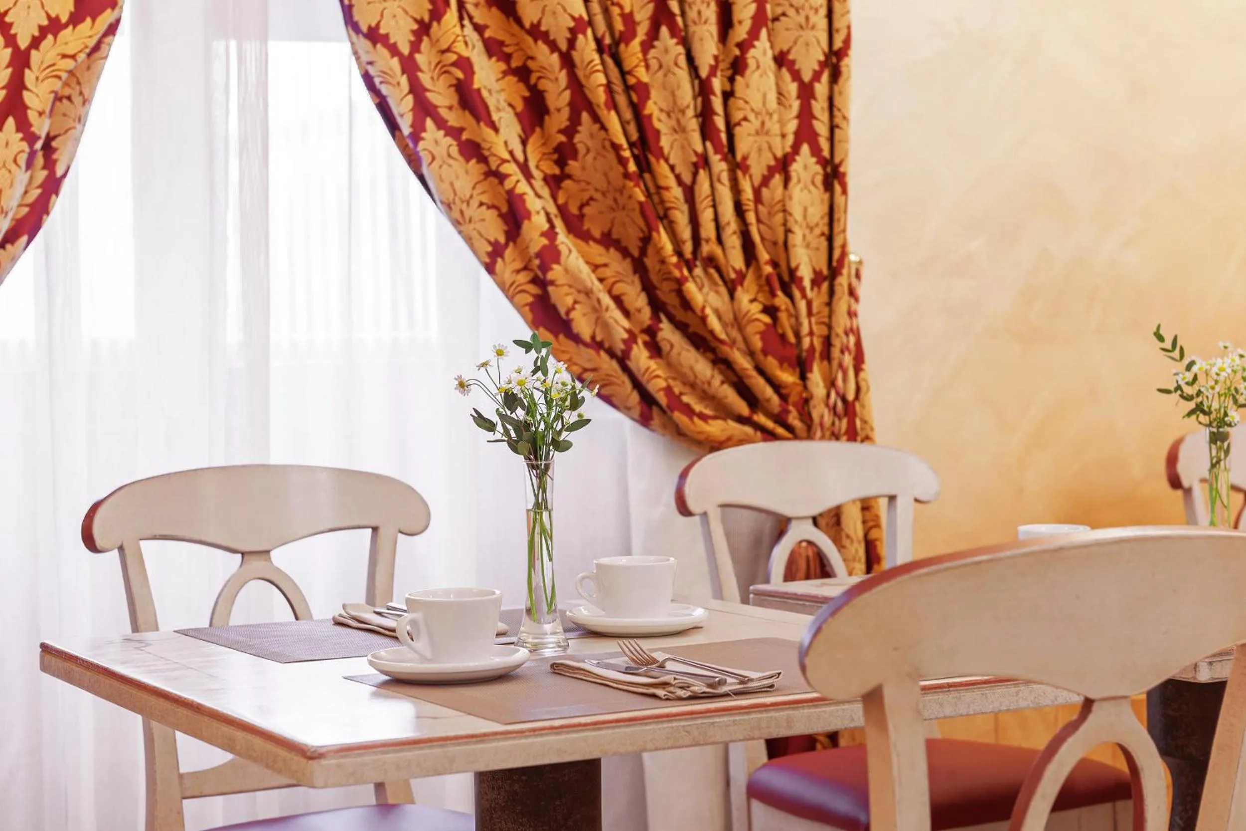 Decorative detail in Relais Empire