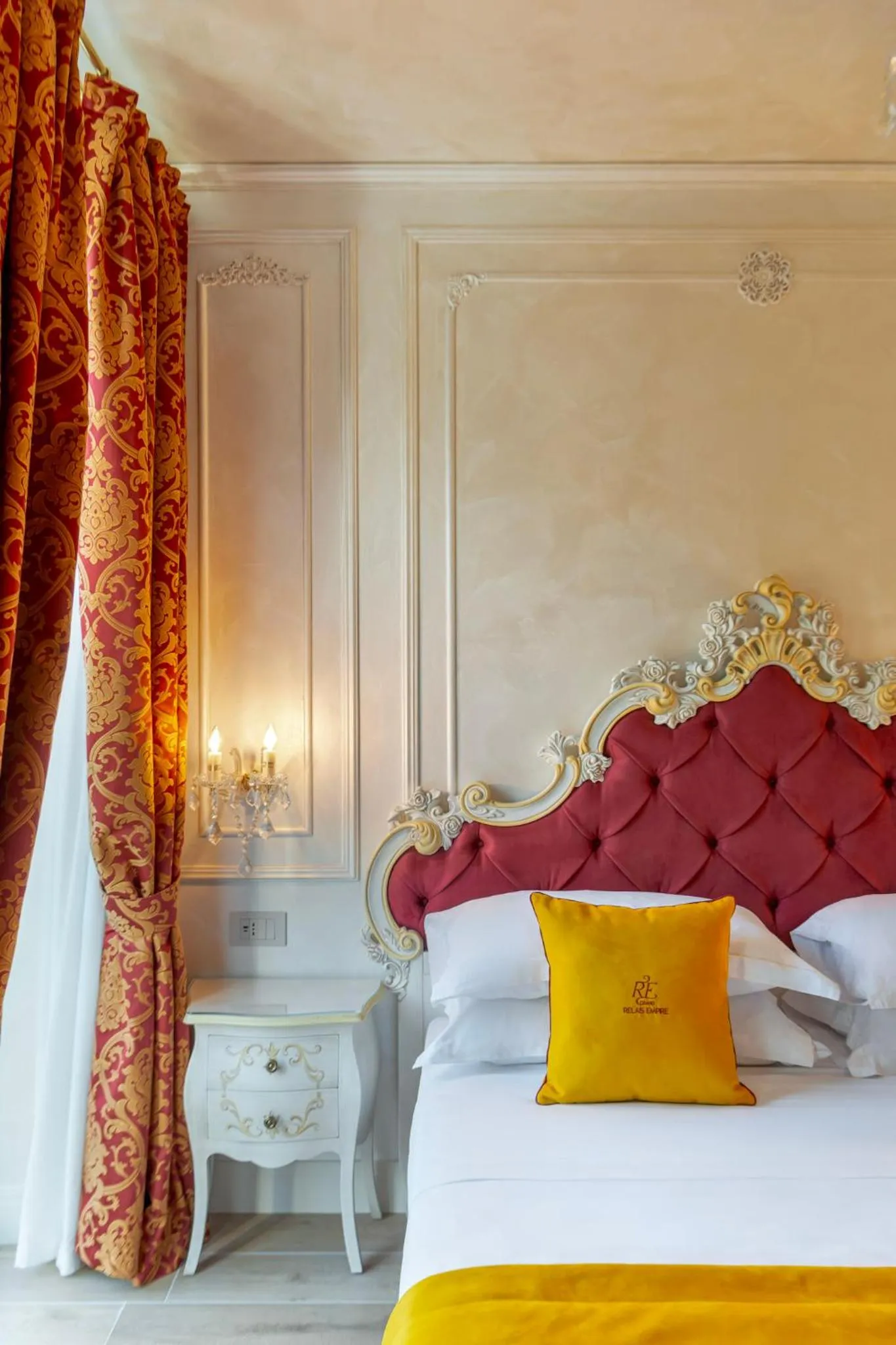 Bedroom, Bed in Relais Empire