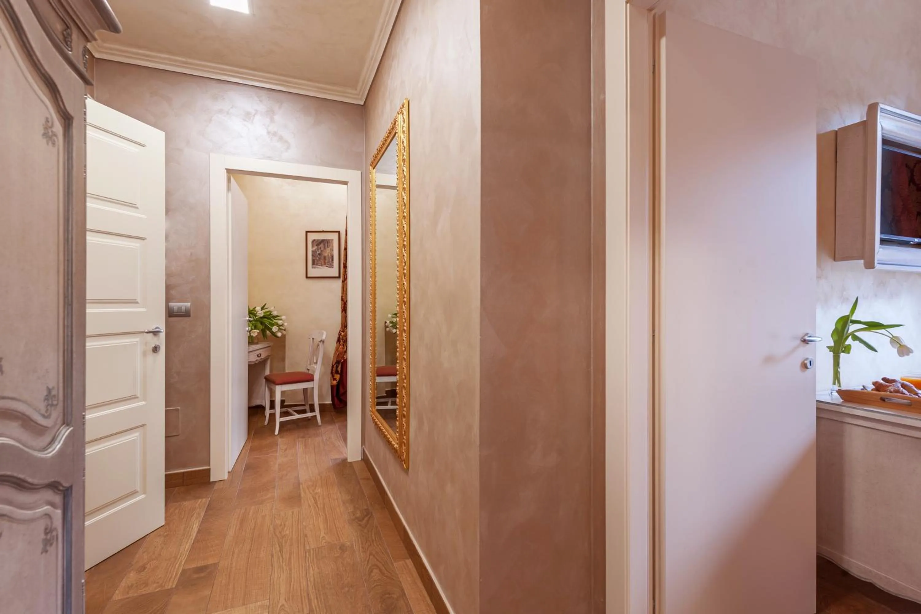 Photo of the whole room in Relais Empire