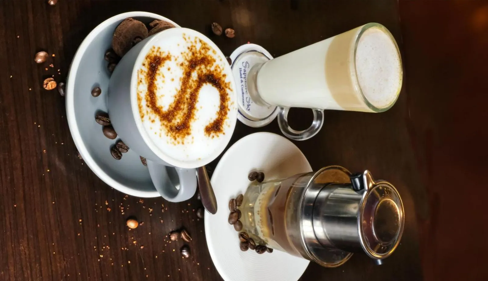 Drinks in Sapphire Sky Hotel & Conference