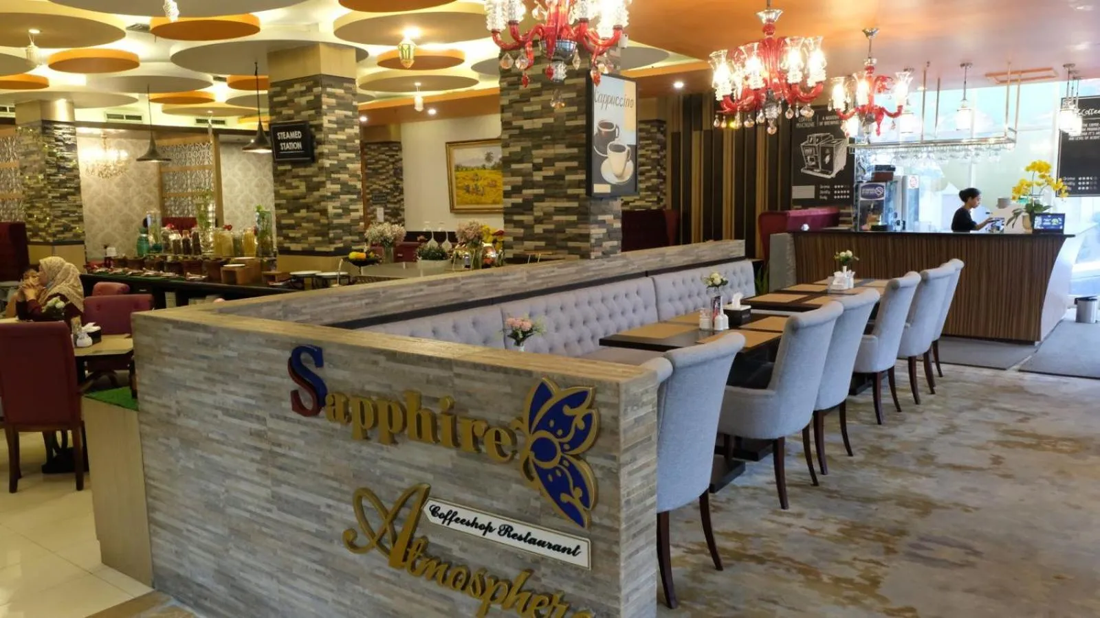 Restaurant/places to eat in Sapphire Sky Hotel & Conference