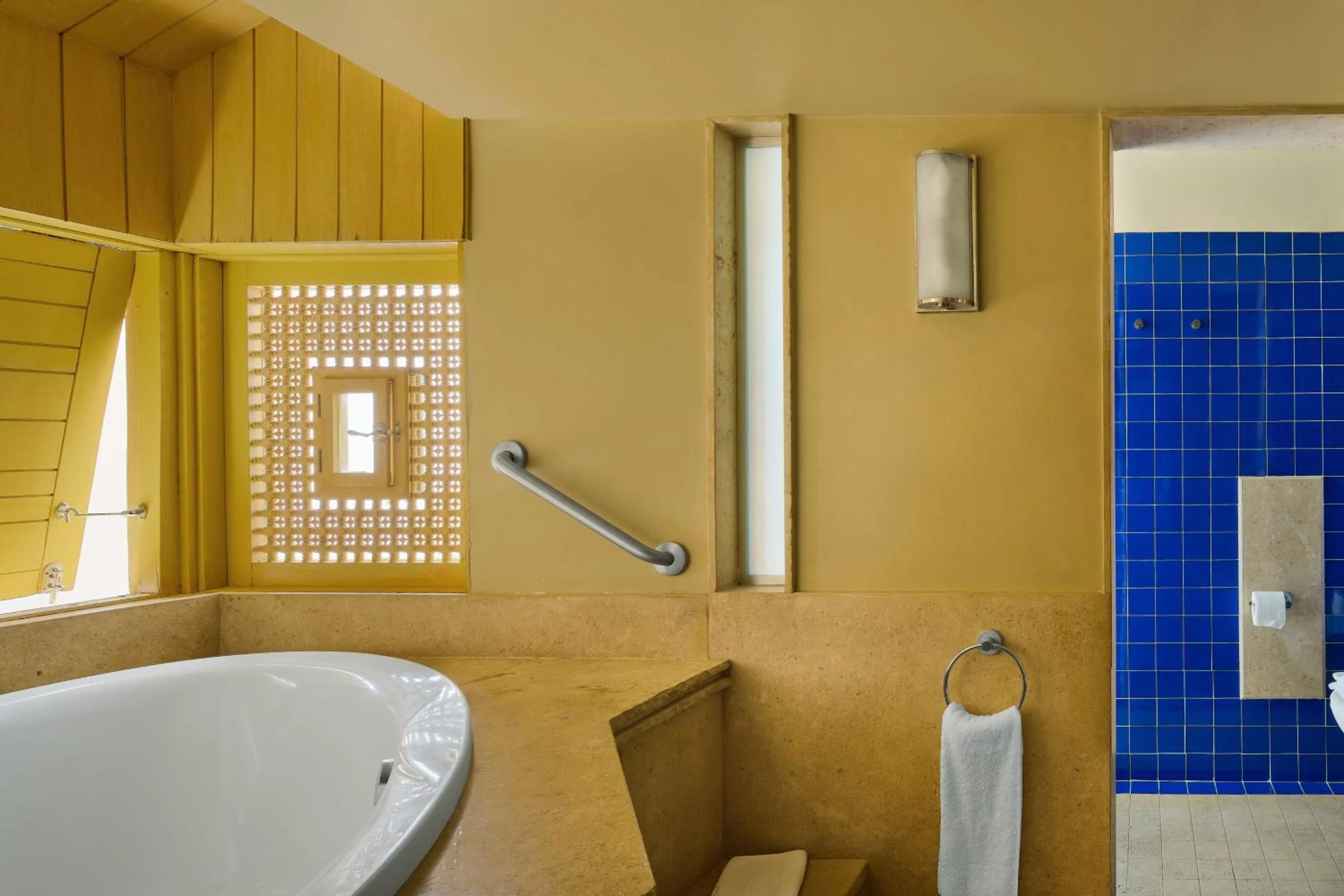 Shower, Bathroom in Le Méridien Dahab Resort & SPA