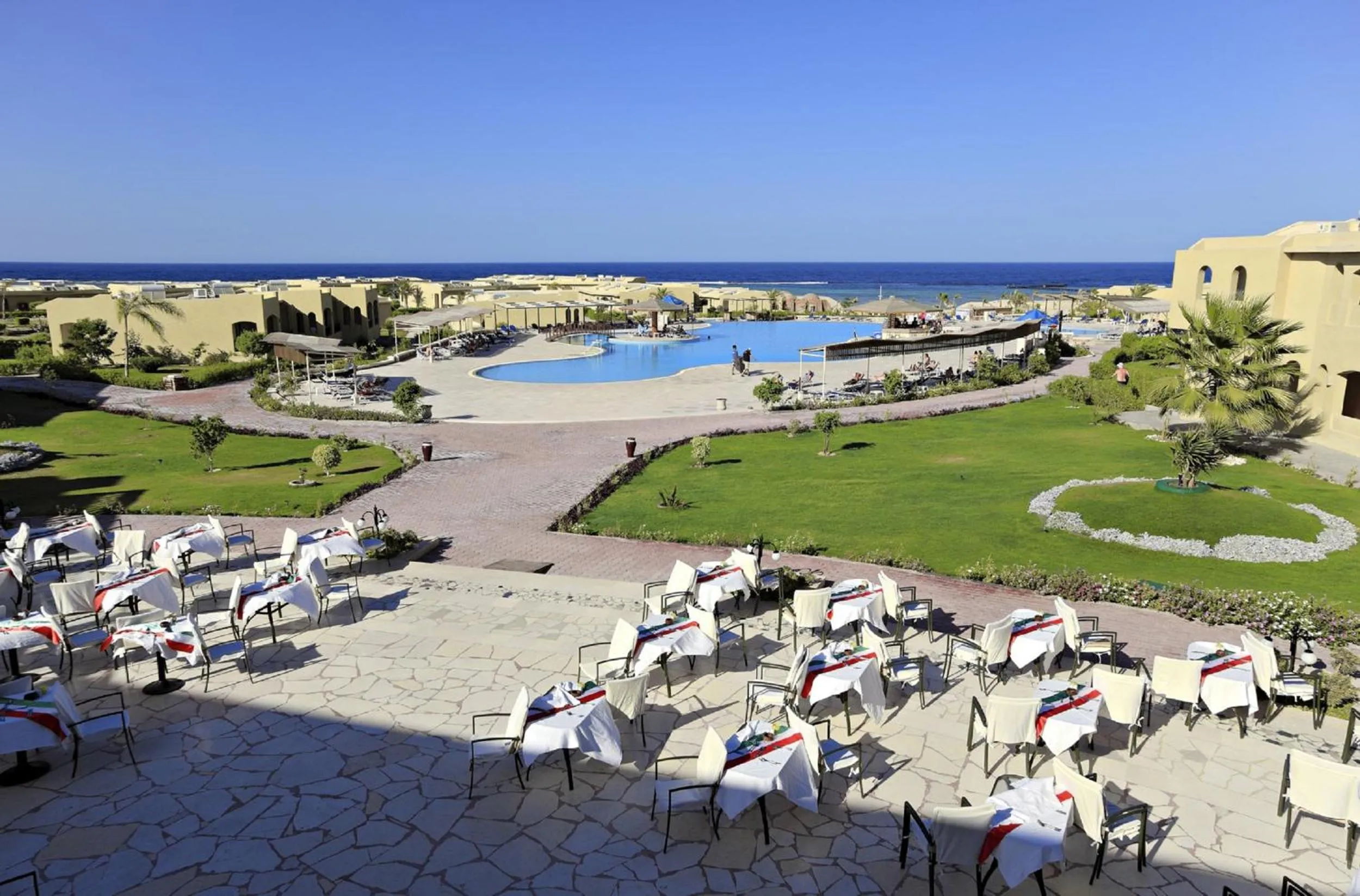 Restaurant/places to eat in Three Corners Fayrouz Plaza Beach Resort
