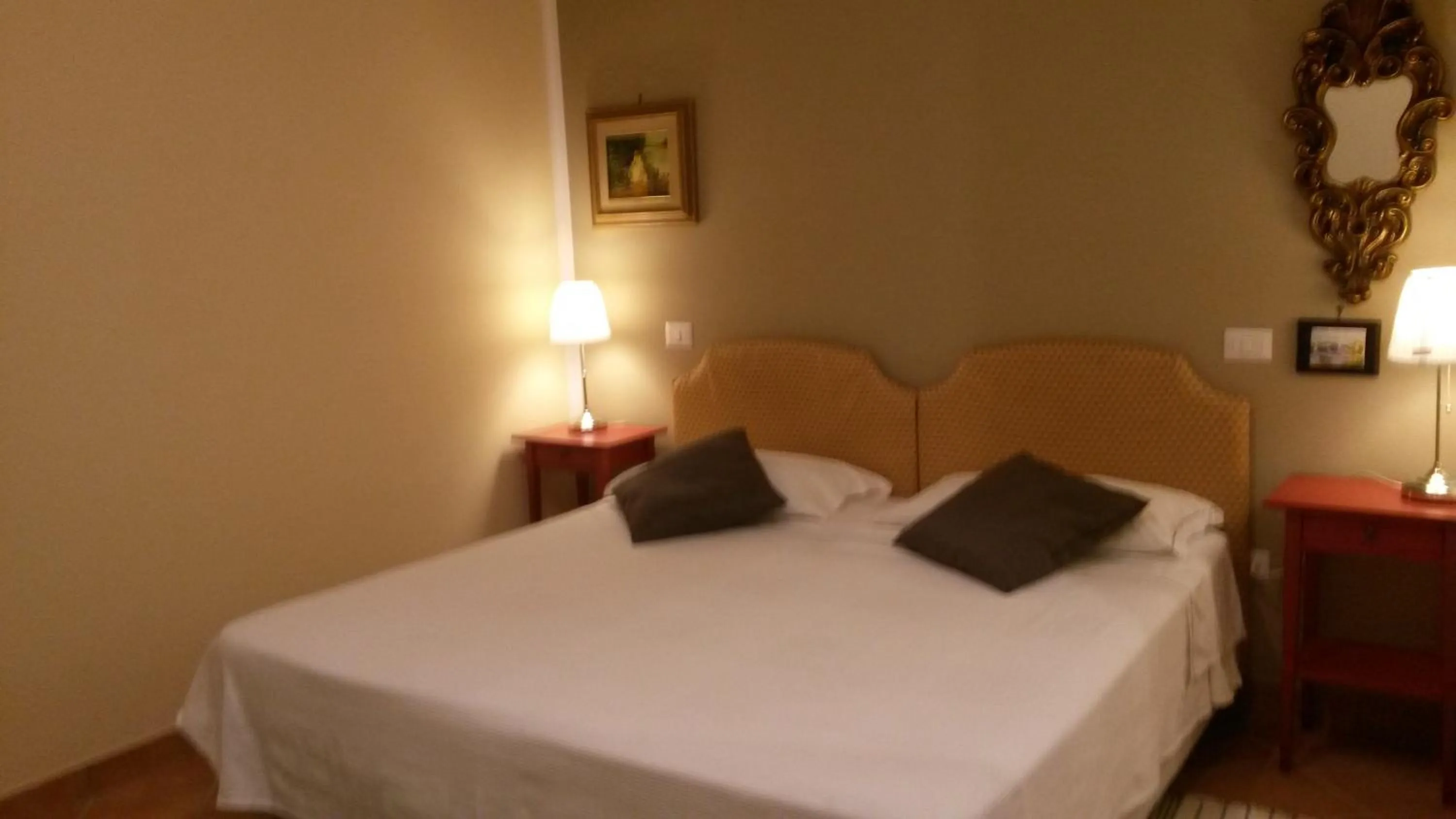 Photo of the whole room, Bed in Le Stanze di Angela