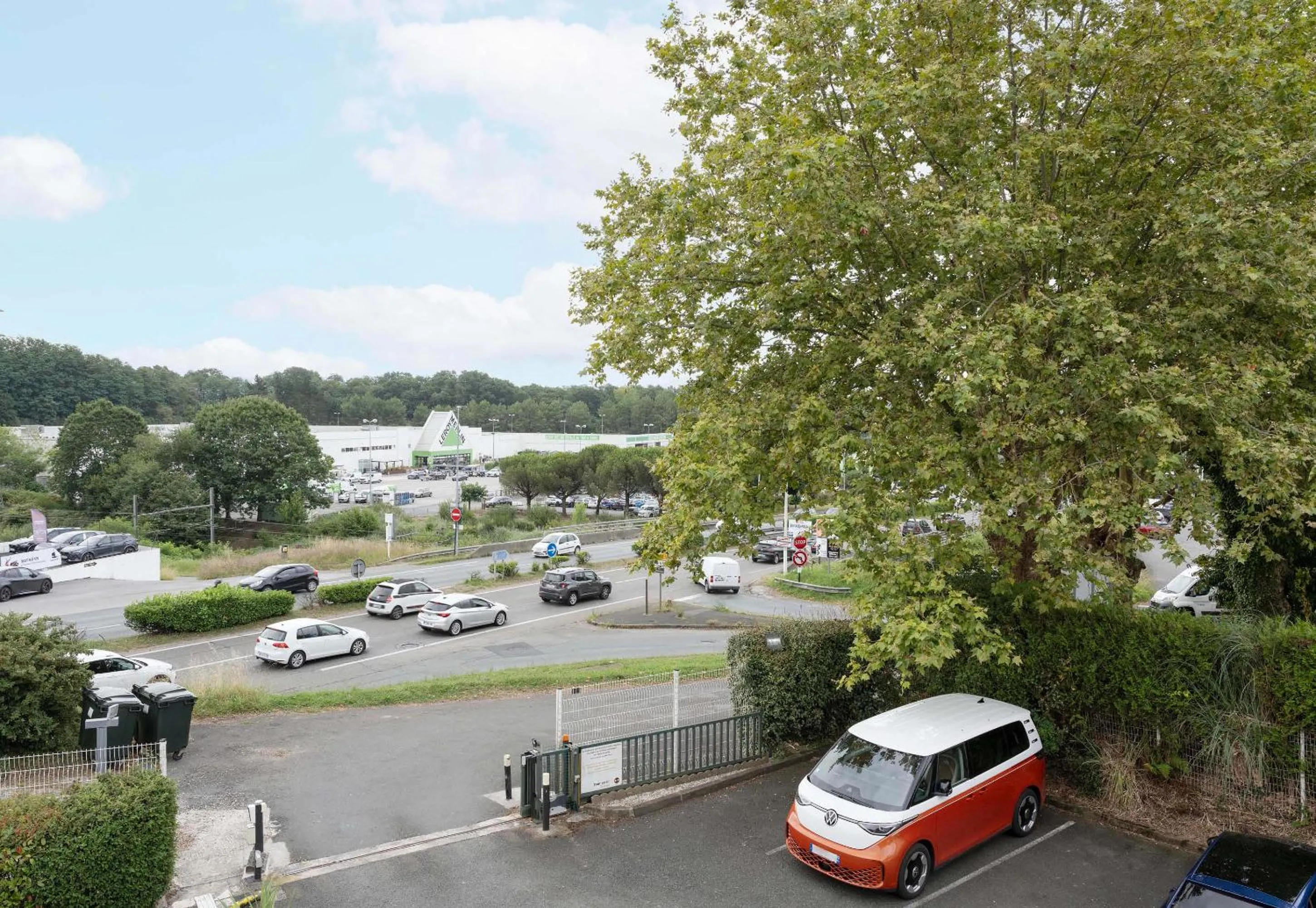 Neighbourhood in B&B HOTEL Bayonne