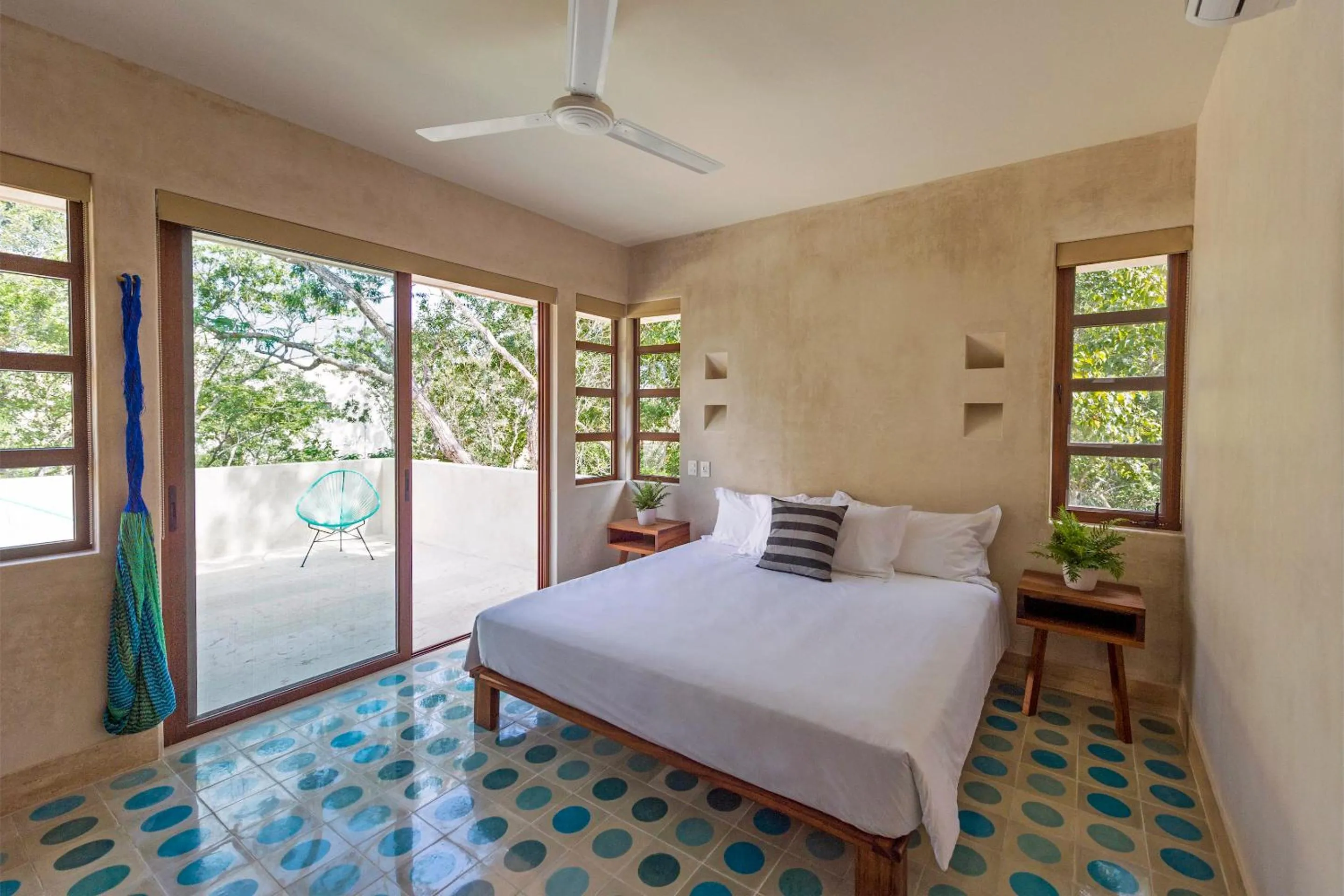 Bed in Hotel Tiki Tiki Tulum