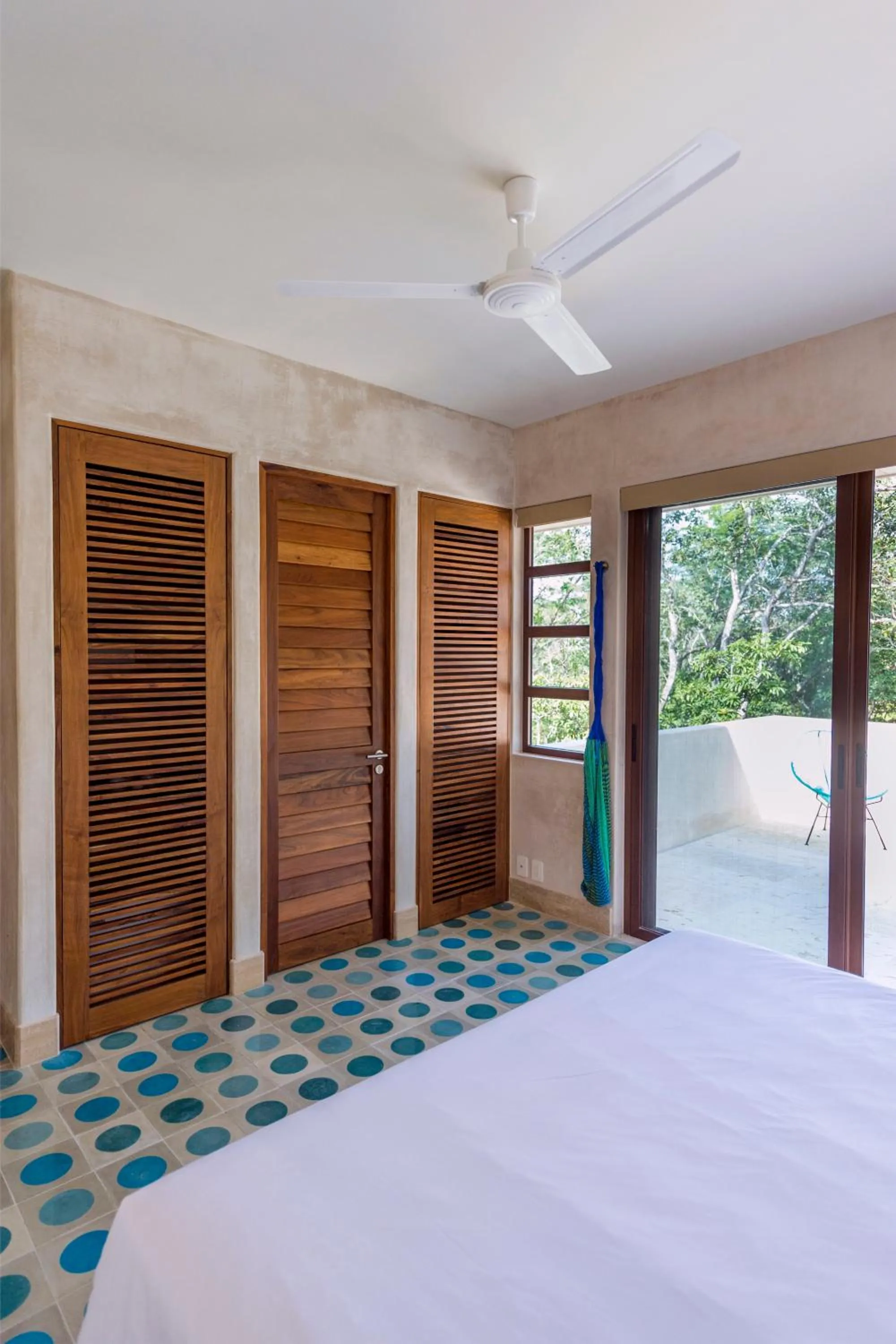 Balcony/Terrace, Bed in Hotel Tiki Tiki Tulum