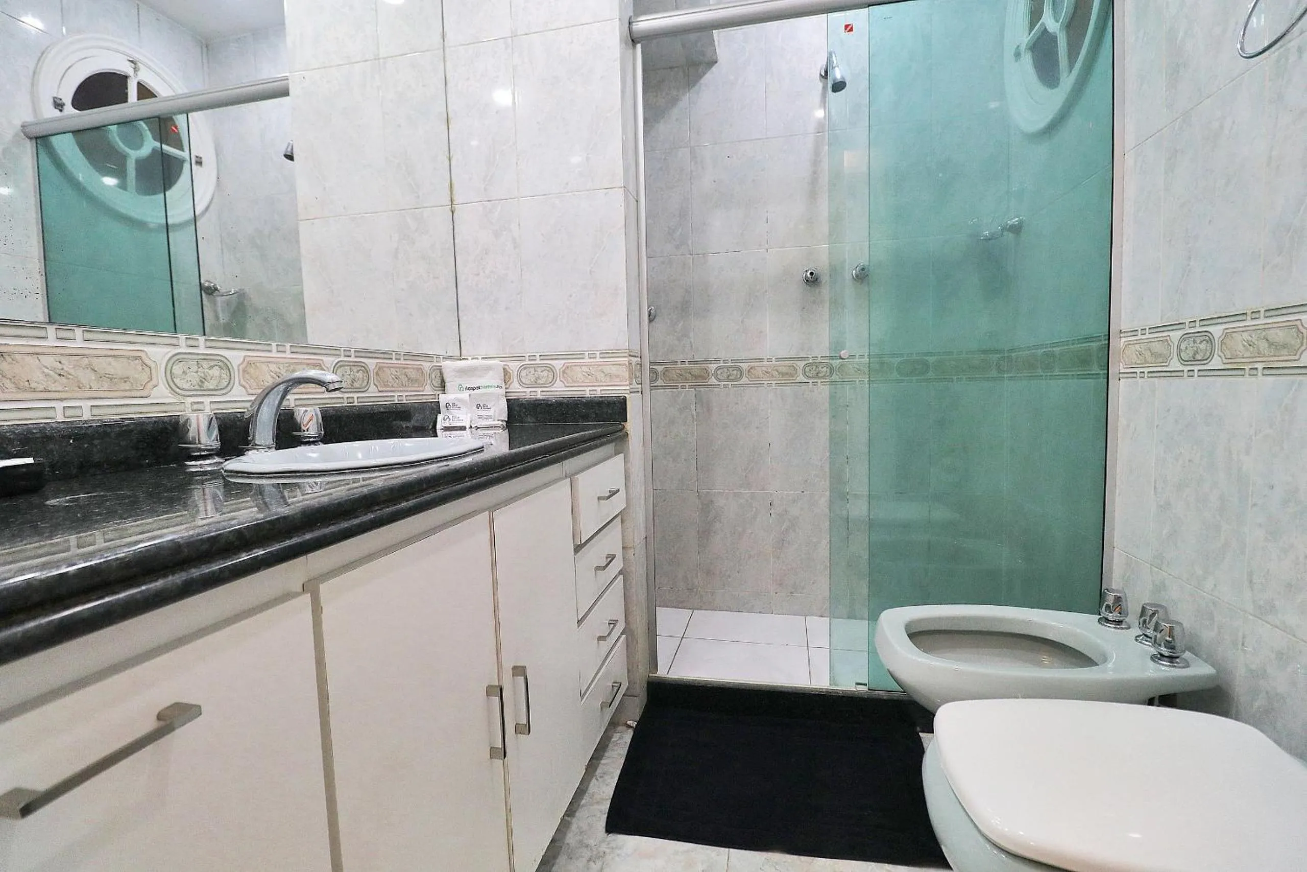 Toilet in Rio Spot Atlantica 2440