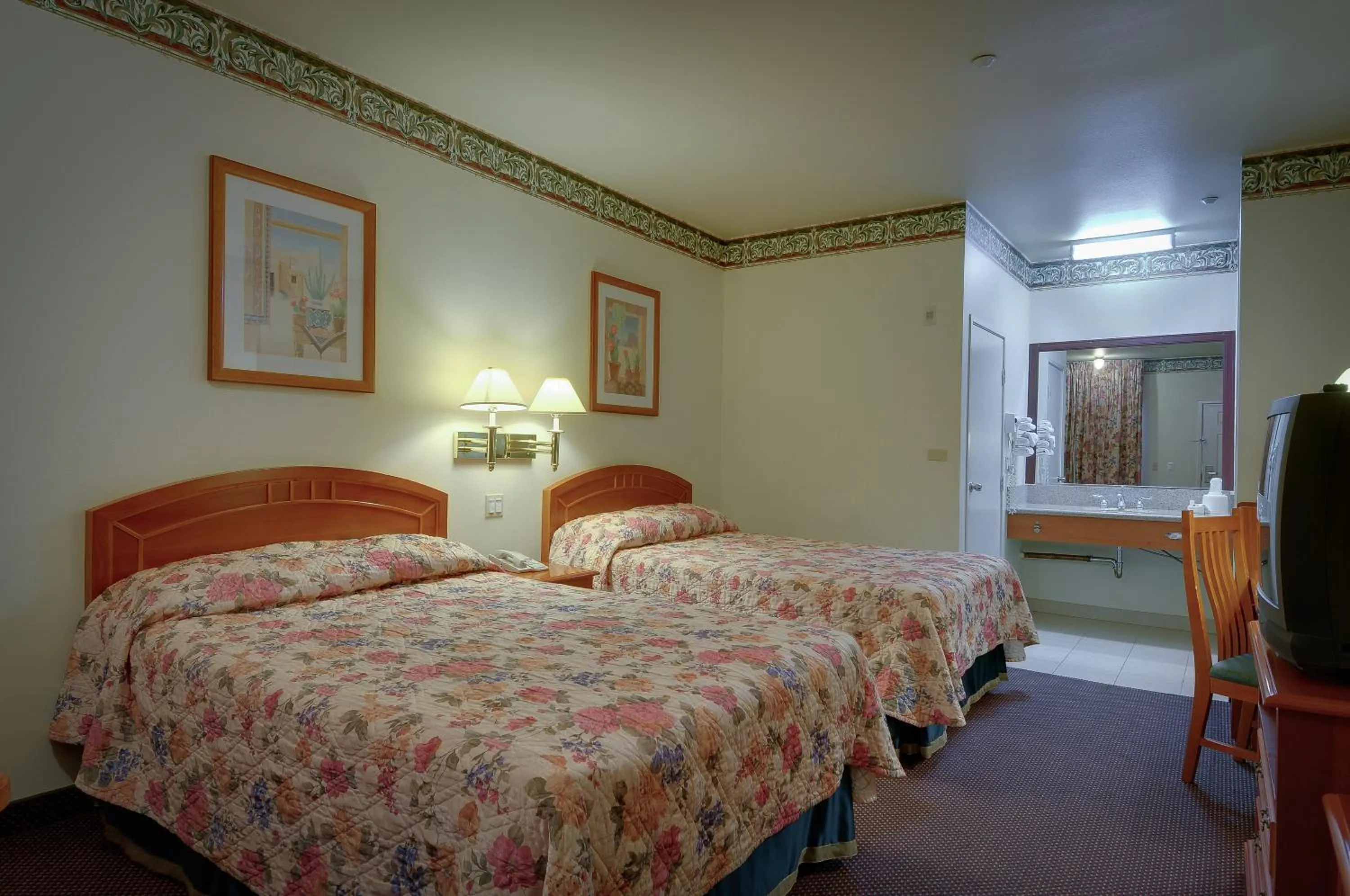 Photo of the whole room in Vagabond Inn Hacienda Heights