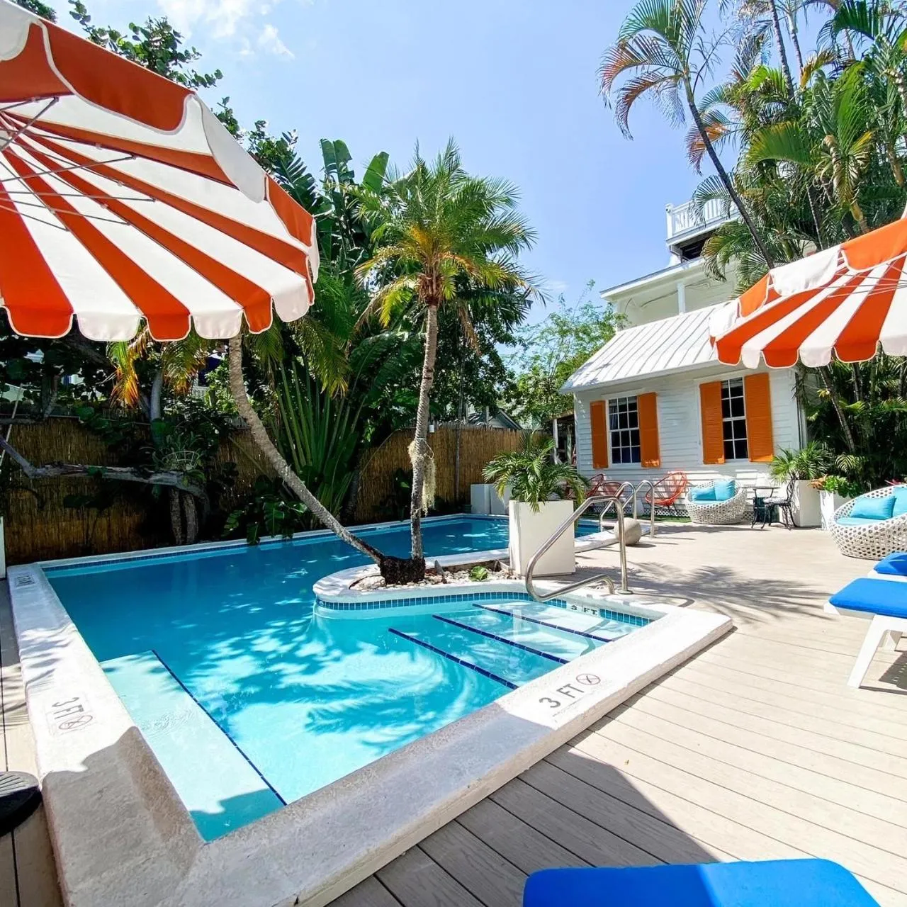 Swimming pool in Marreros Guest Mansion - Adult Only