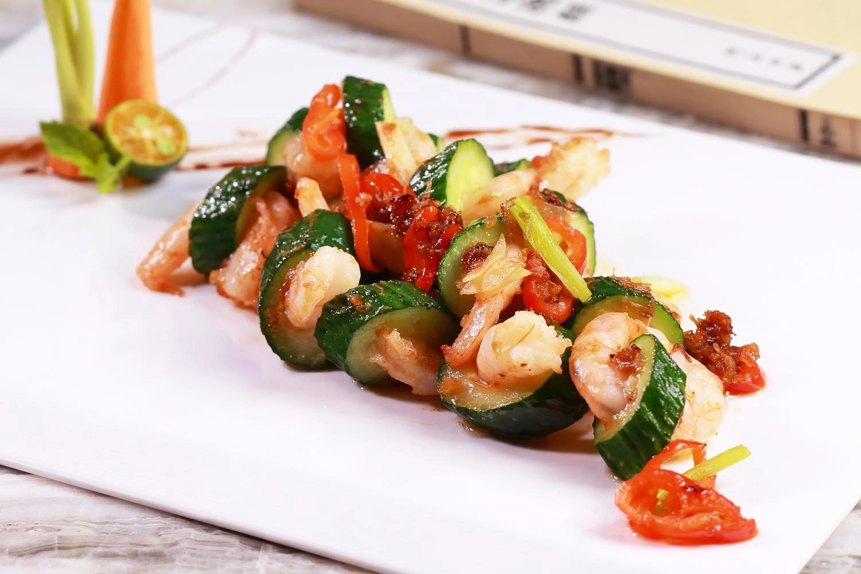 Lunch in Fuzhou Lakeside Hotel