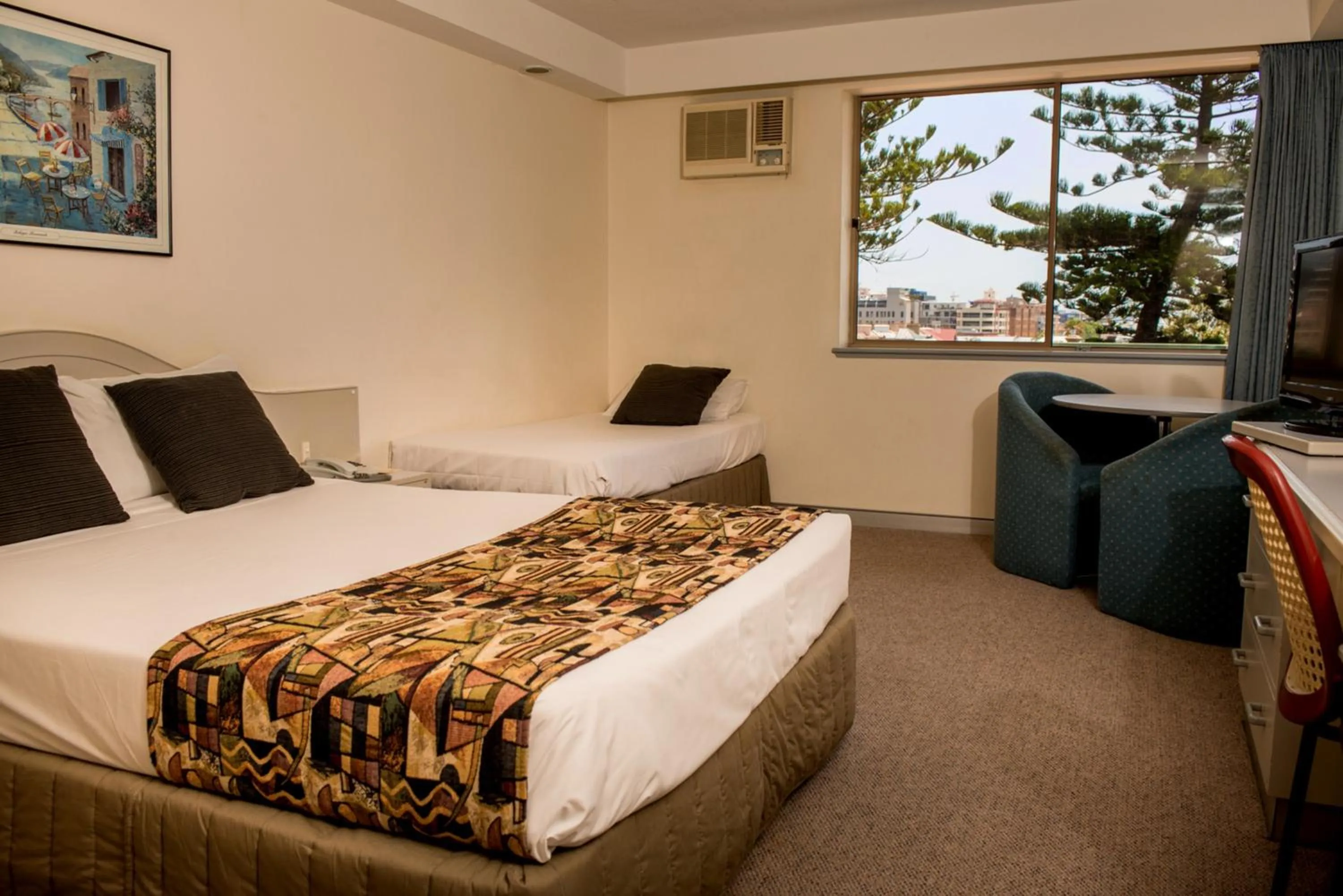 Bed in Alloggio Newcastle Beach