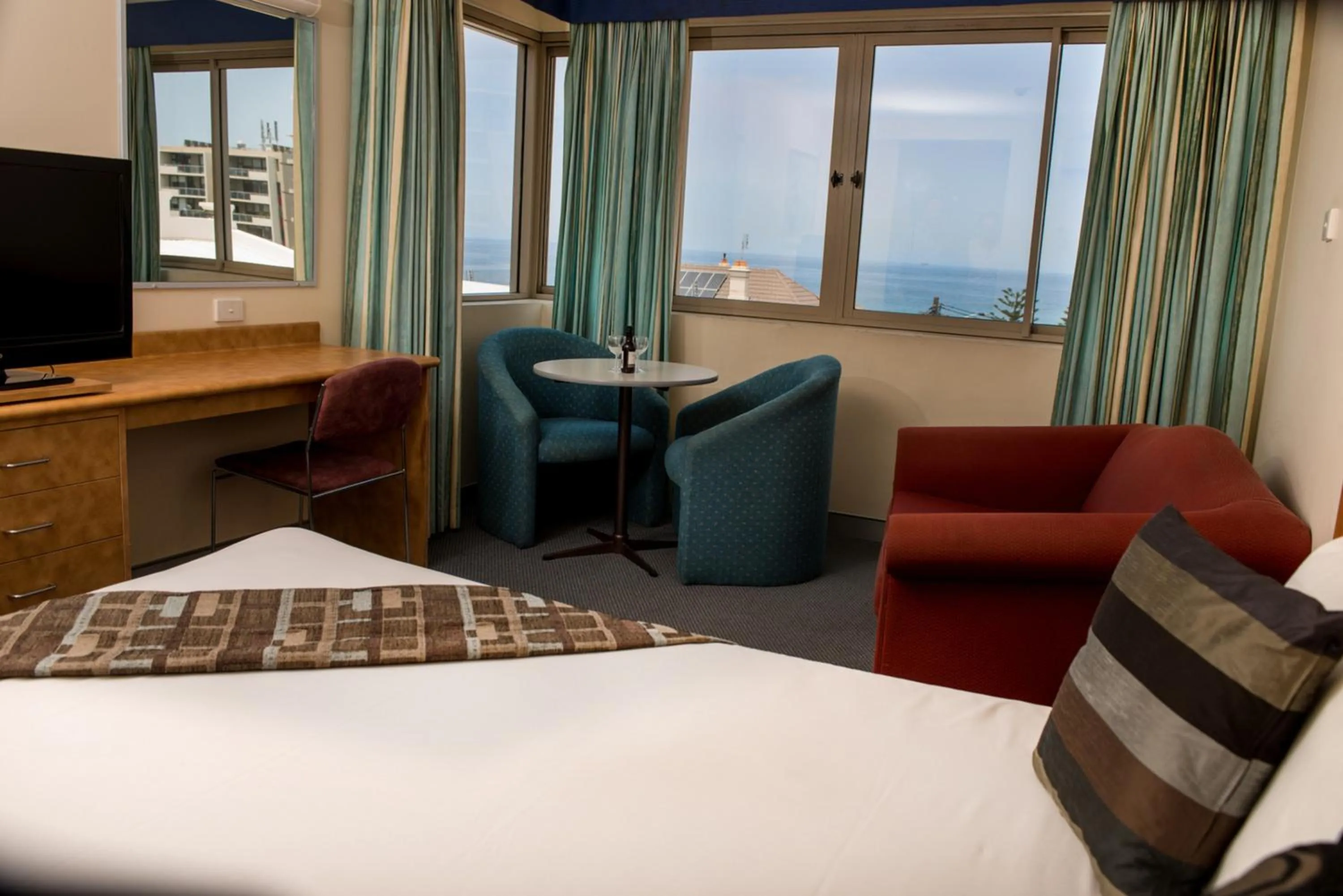 Photo of the whole room in Alloggio Newcastle Beach