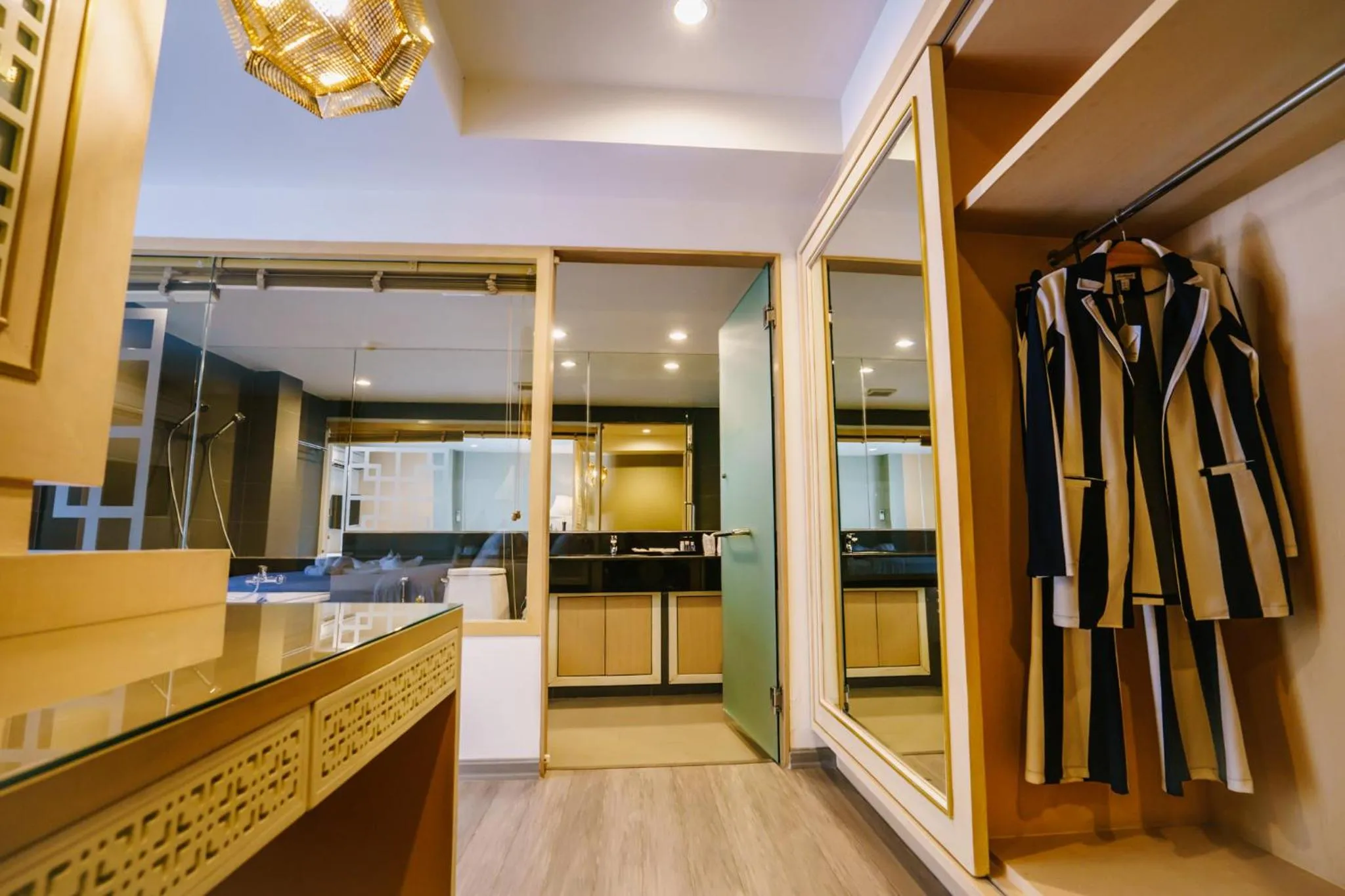 Decorative detail in Moon Dragon Hotel