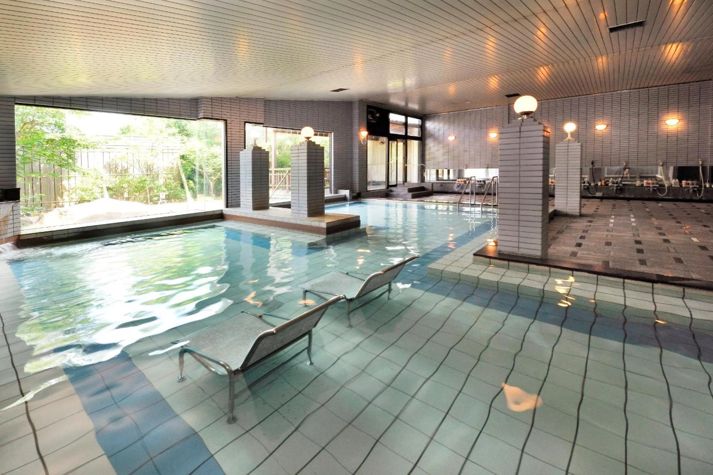 Hot Spring Bath in Yunogo Onsen HOTEL YUNOMORI BISYUNKAKU