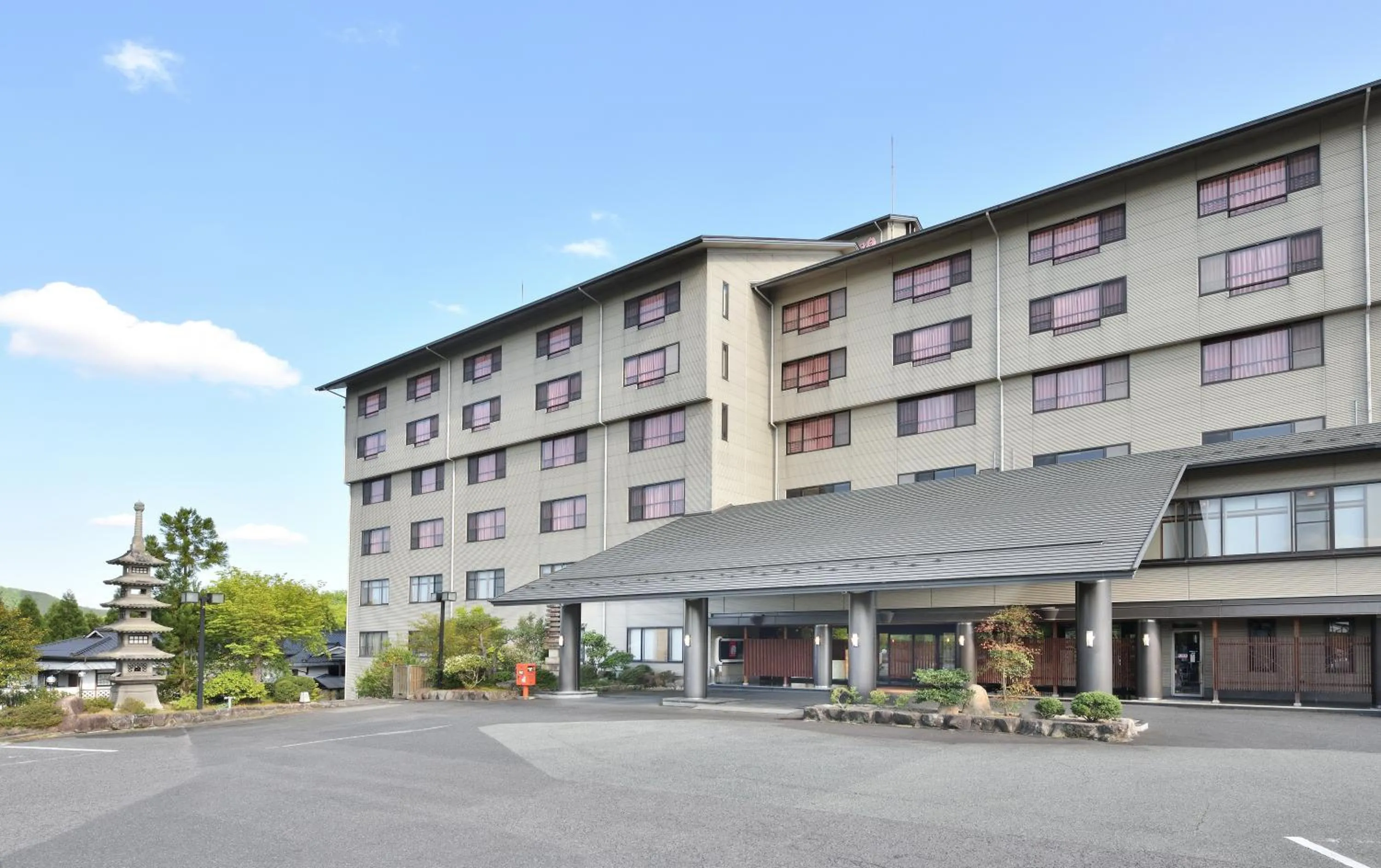 Property building in Yunogo Onsen HOTEL YUNOMORI BISYUNKAKU