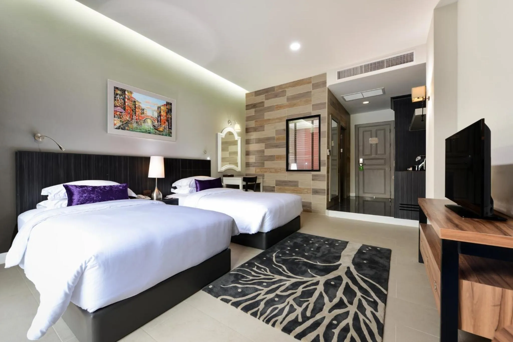 Communal lounge/ TV room, Bed in Le Monte Khao Yai