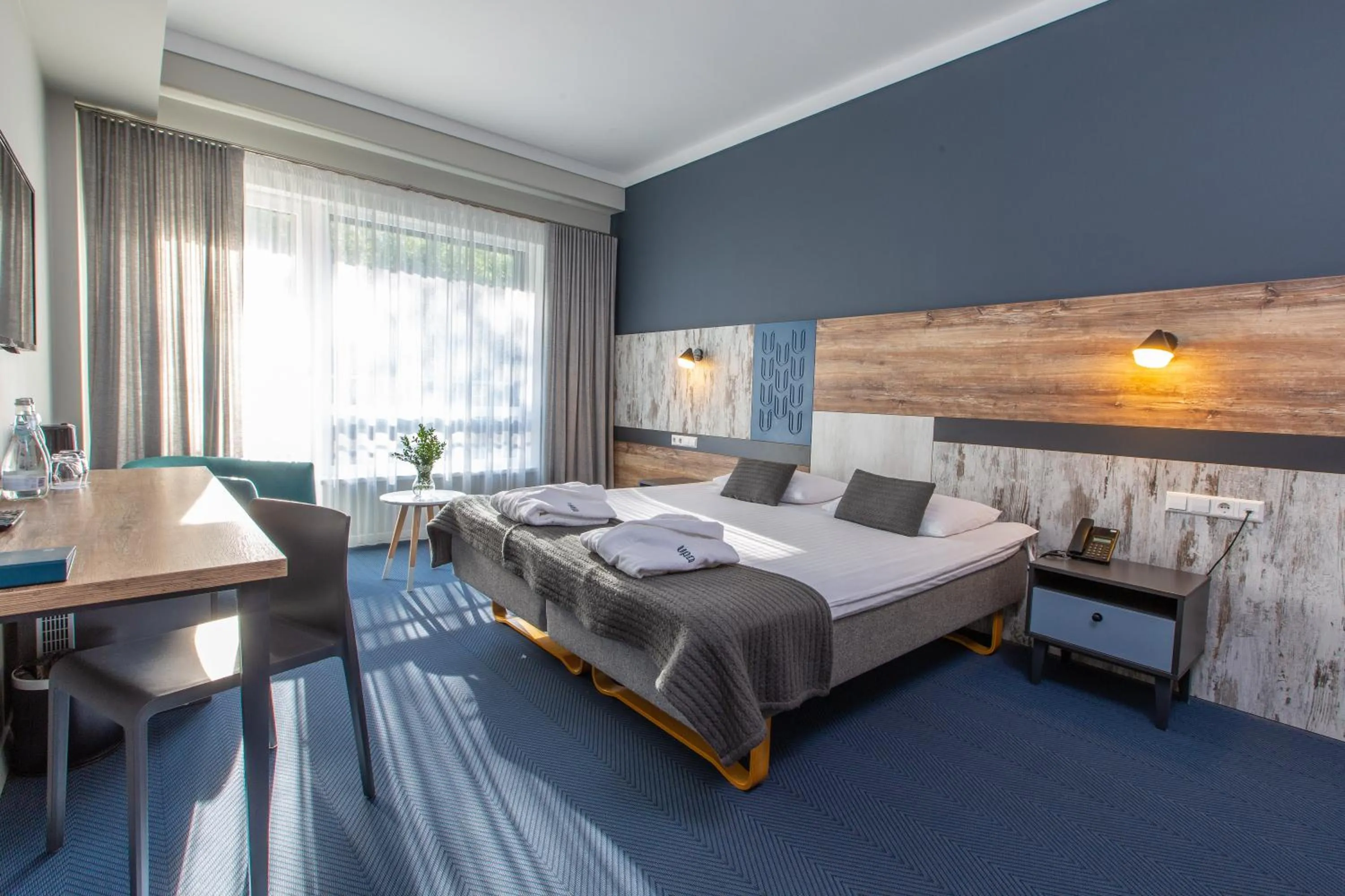 Photo of the whole room, Bed in UPA Medical SPA