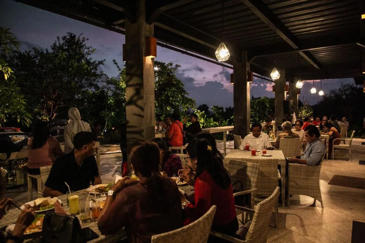 Restaurant/places to eat in Kori Maharani Villas & Resort