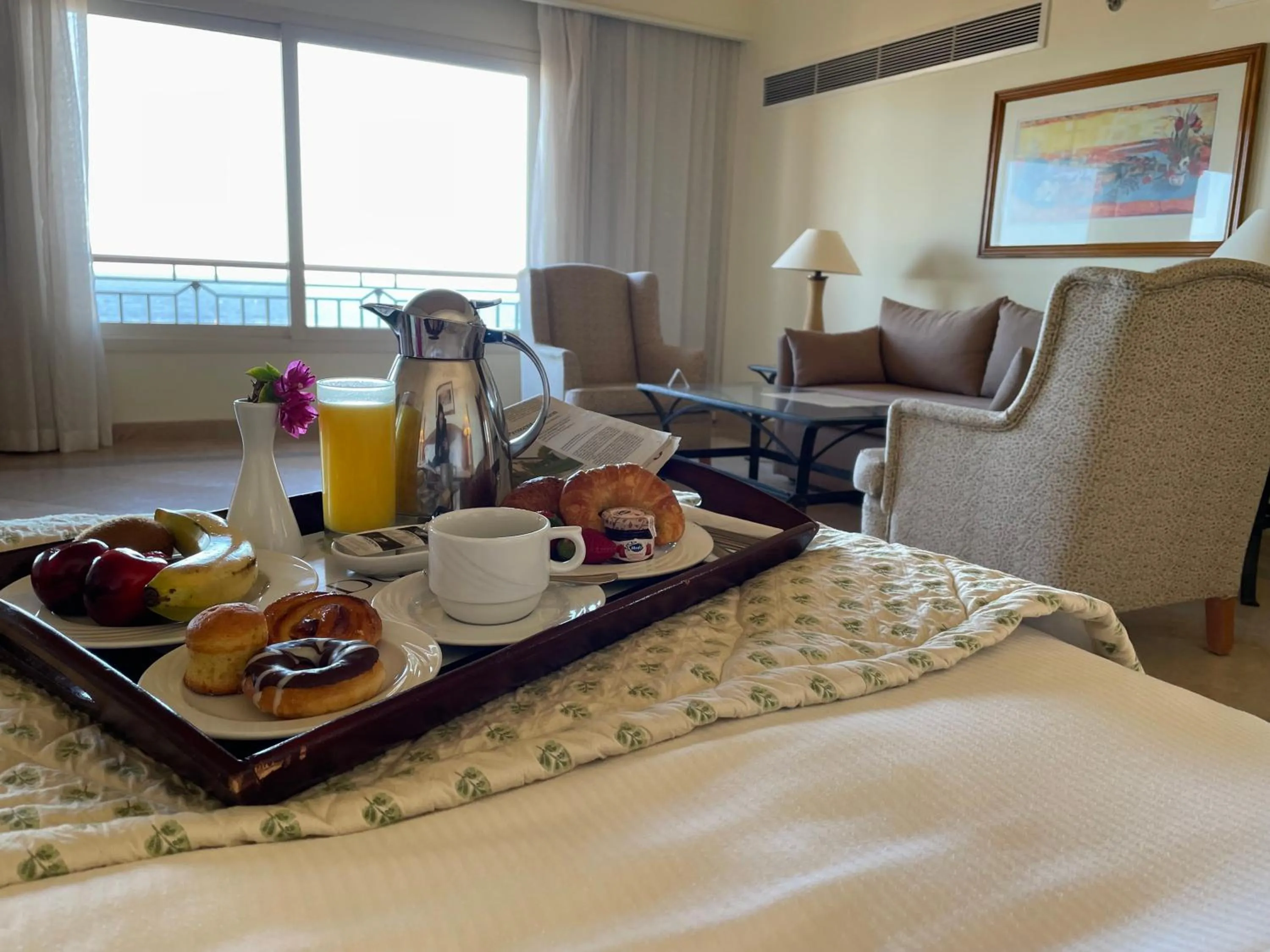 Dining area, Bed in The Cascades Golf Resort, Spa & Thalasso