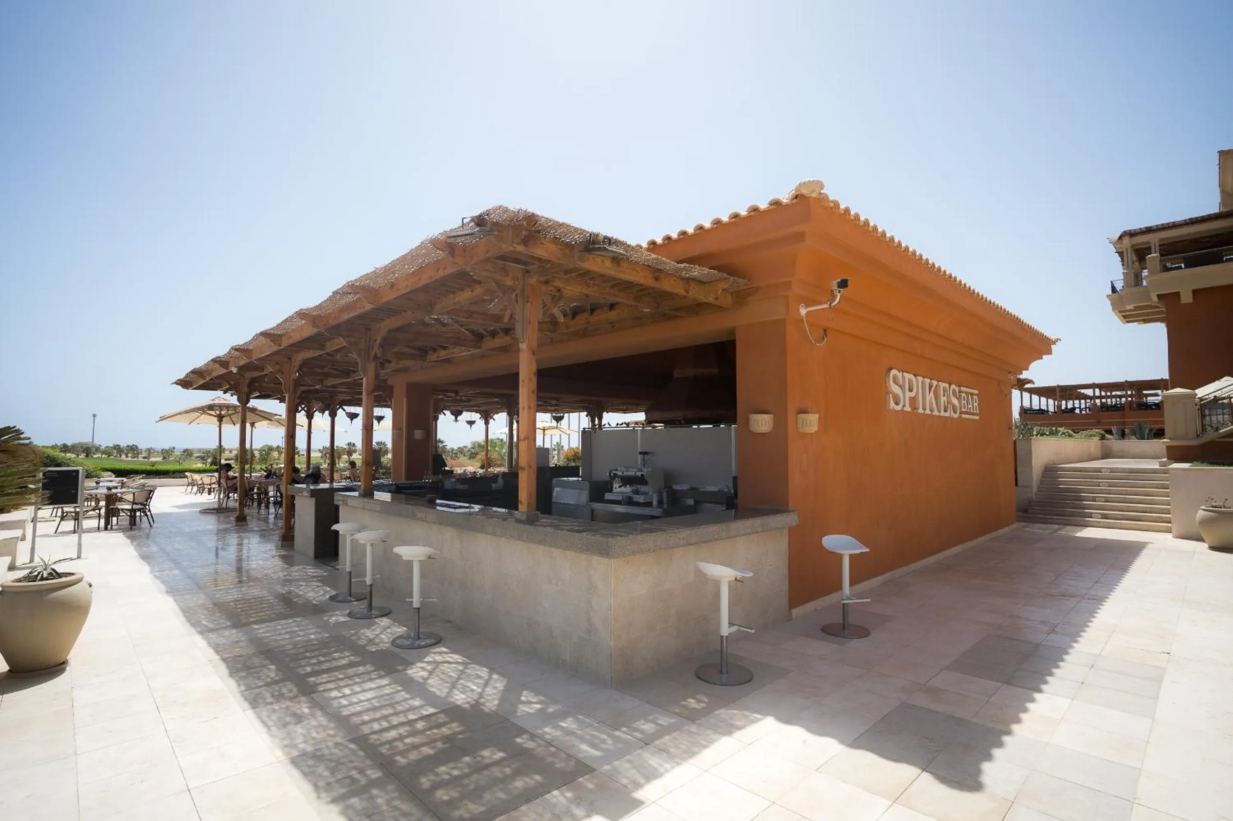 Restaurant/places to eat in The Cascades Golf Resort, Spa & Thalasso