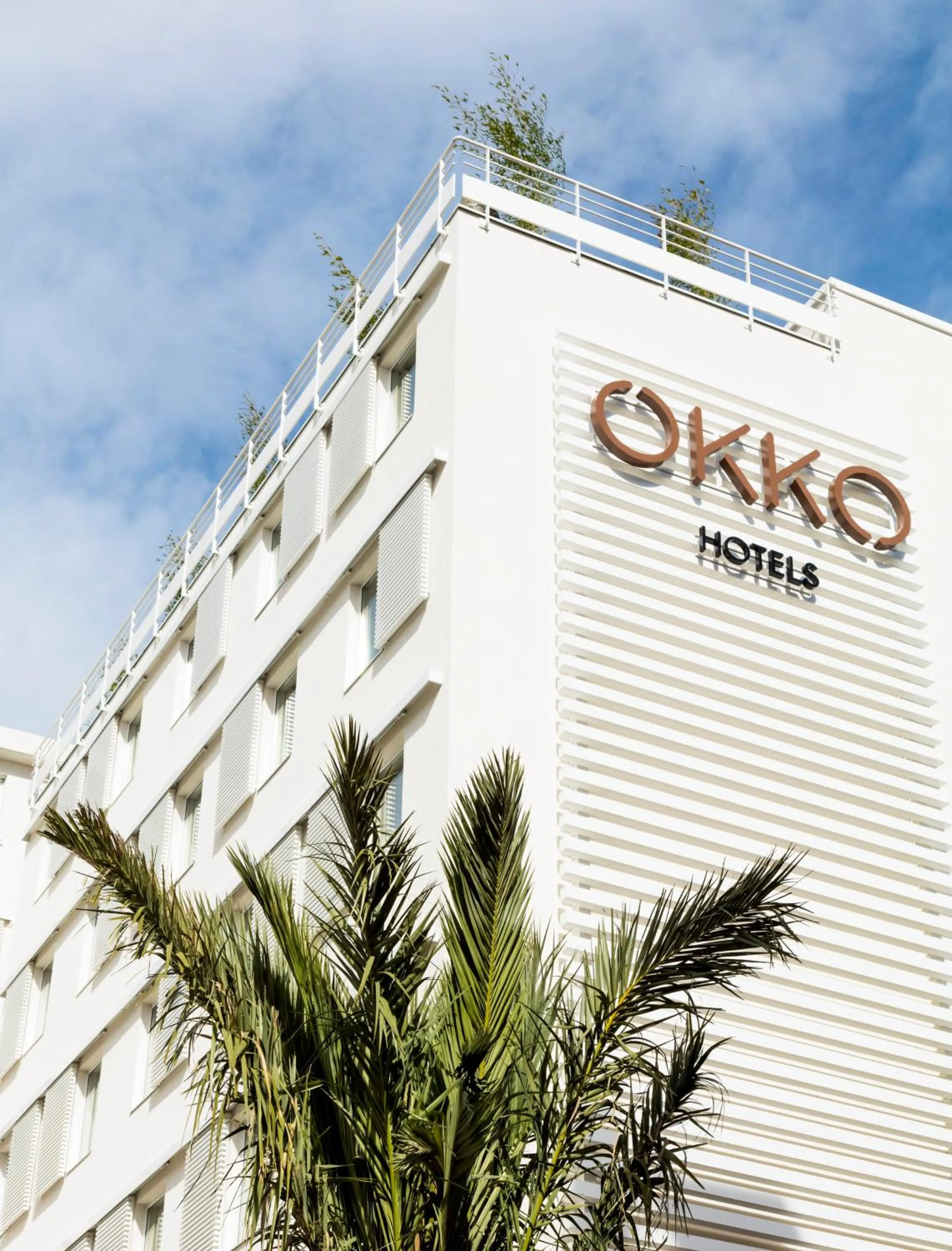 Facade/entrance in OKKO Hotels Cannes Centre