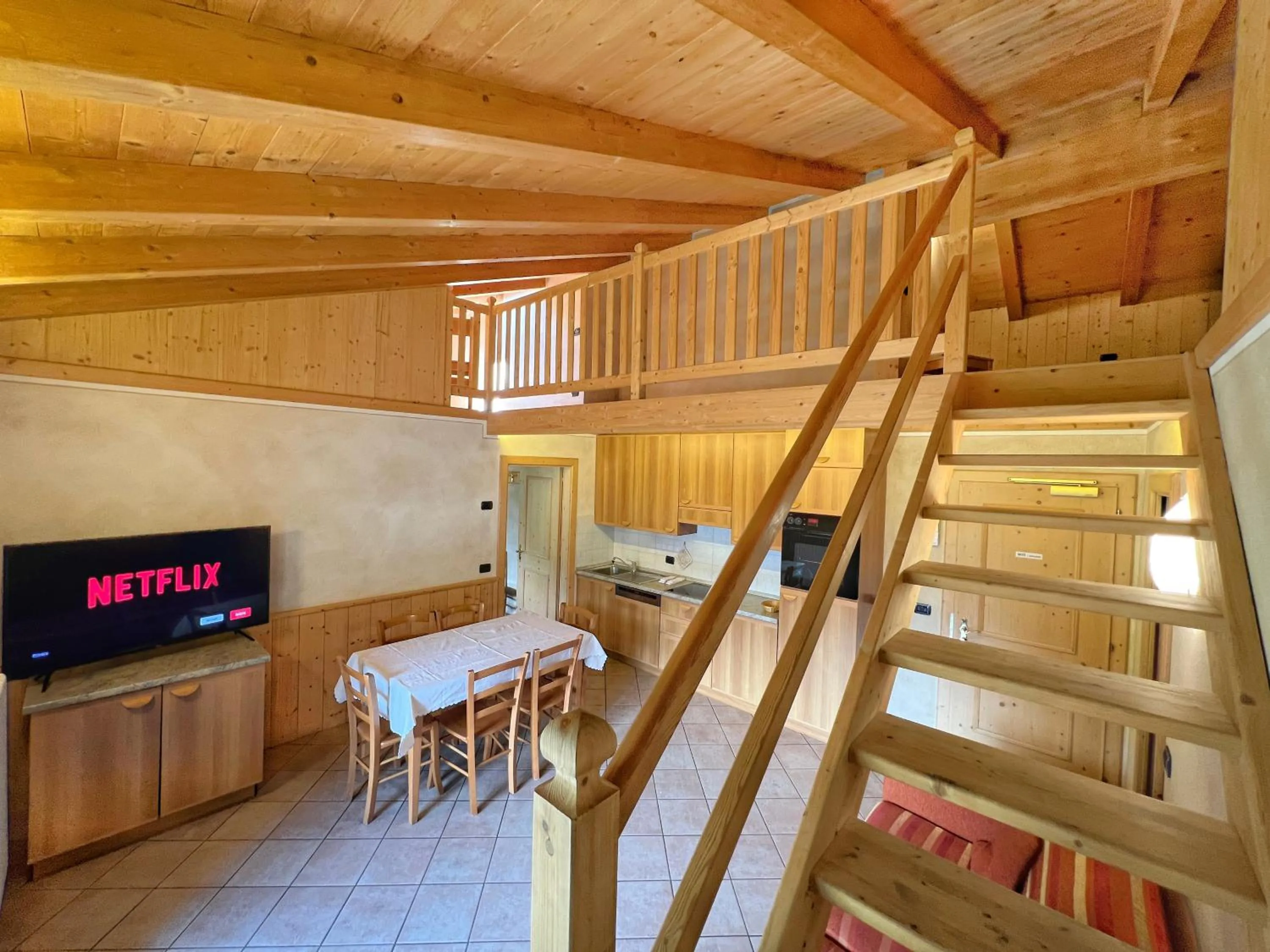 TV and multimedia in Bait Ables