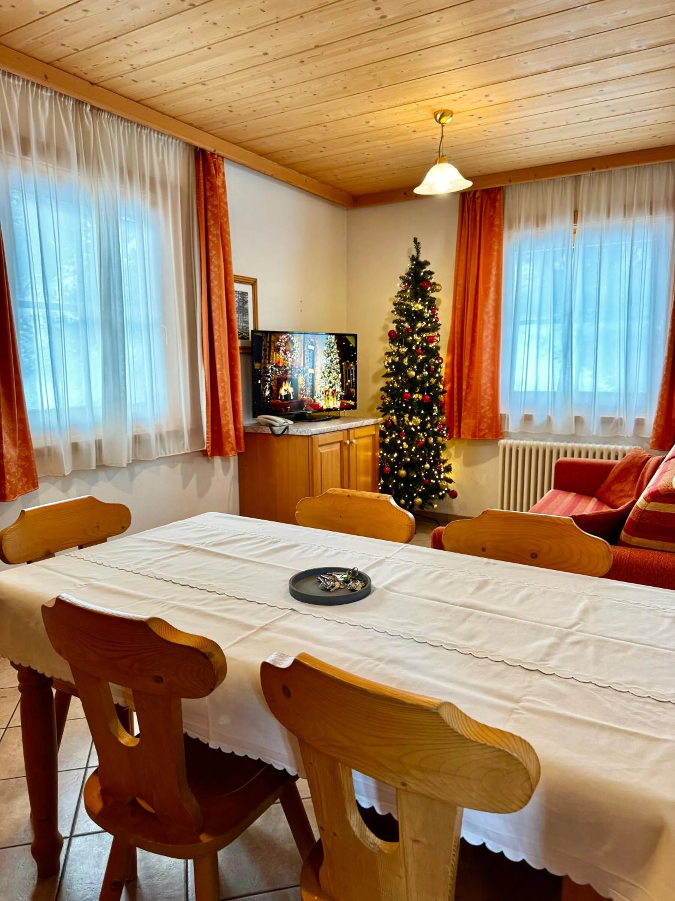 TV and multimedia in Bait Ables